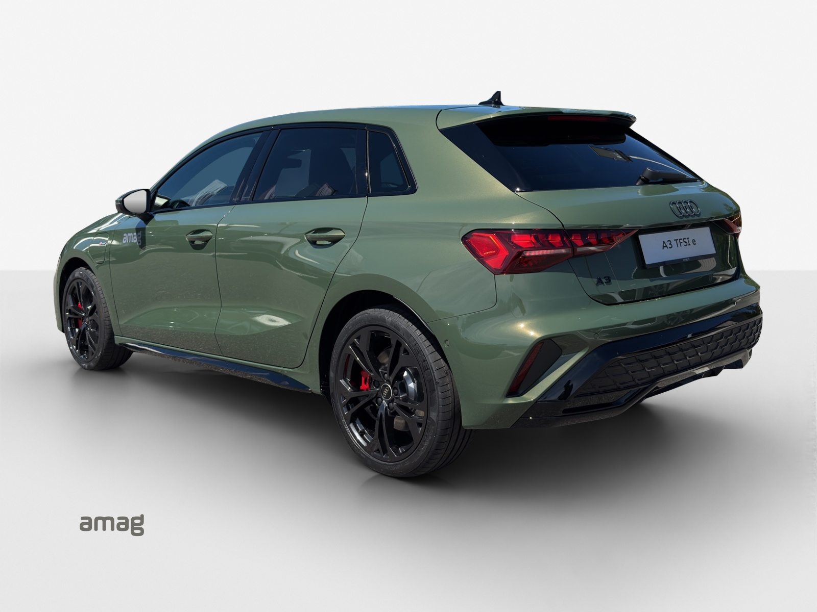 AUDI A3 Sportback TFSI e 200 kW S line, Full-Hybrid Petrol/Electric, Ex-demonstrator, Automatic - 3