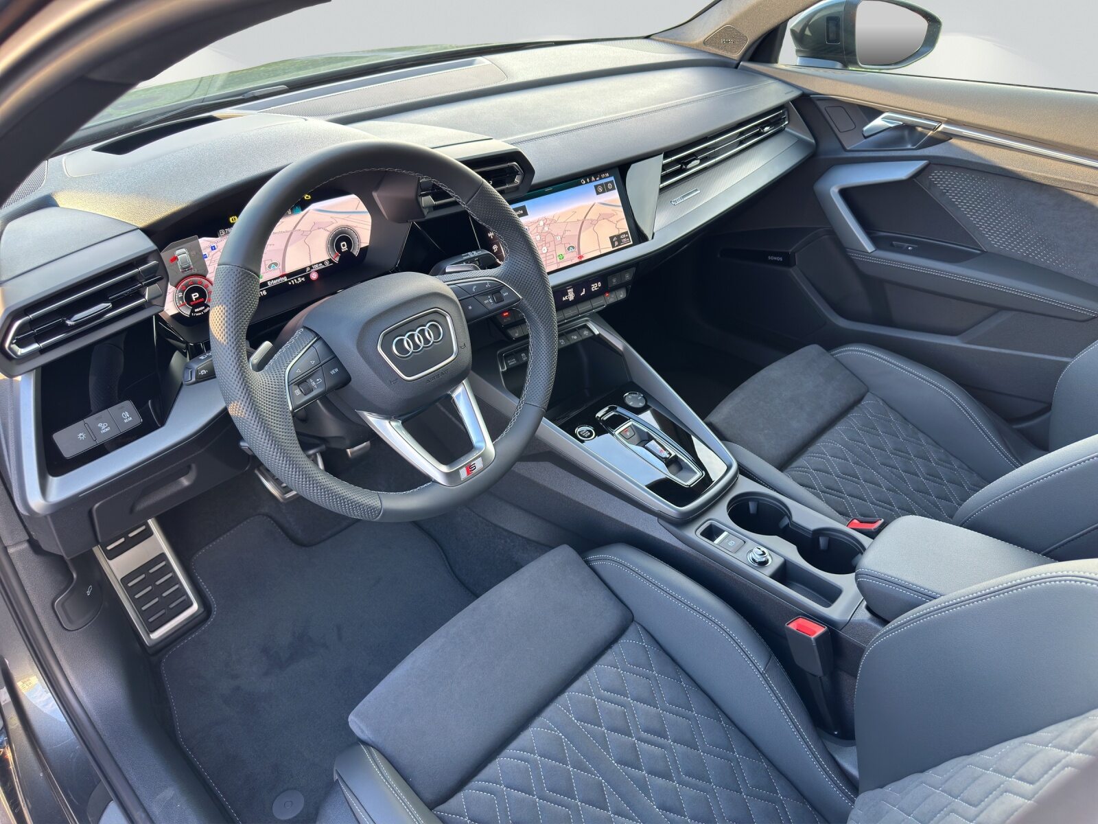 AUDI A3 Sportback TFSI 110 kW S line, Benzina, Auto dimostrativa, Automatico - 6