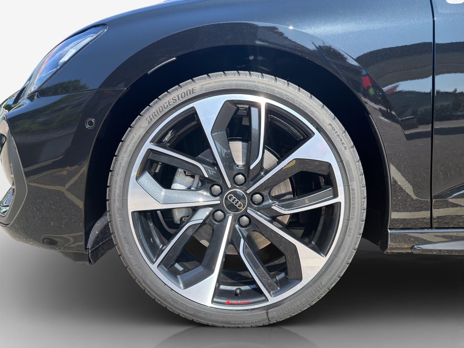 AUDI A3 Sportback TFSI 110 kW S line, Benzin, Vorführwagen, Automatik - 3