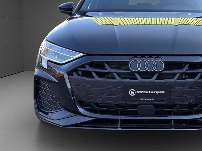 AUDI A3 Sportback TFSI 110 kW S line S tronic, Benzin, Vorführwagen, Automatik