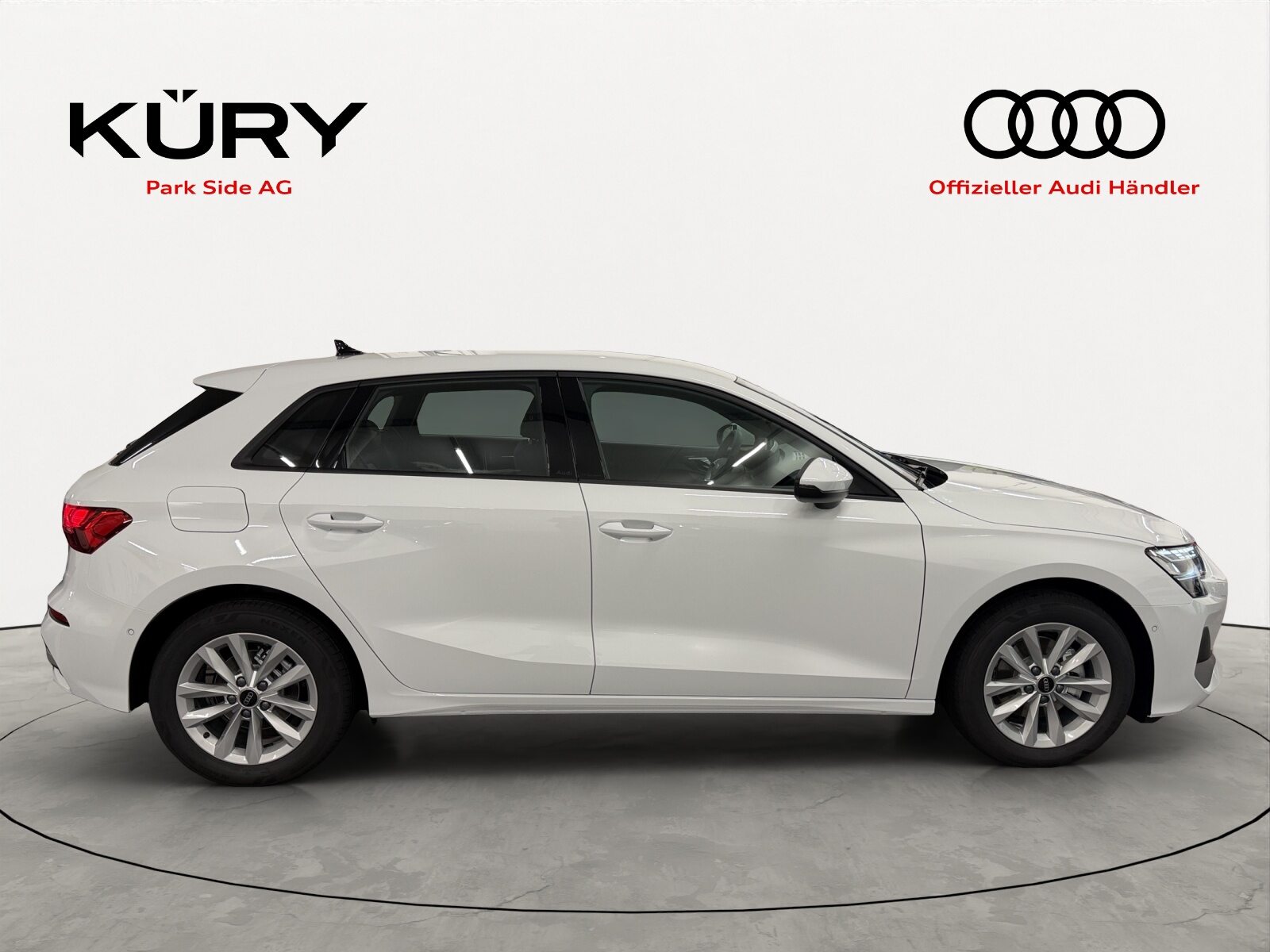 AUDI A3 Sportback TFSI 85 kW Ambition, Essence, Voiture de démonstration, Automatique - 4