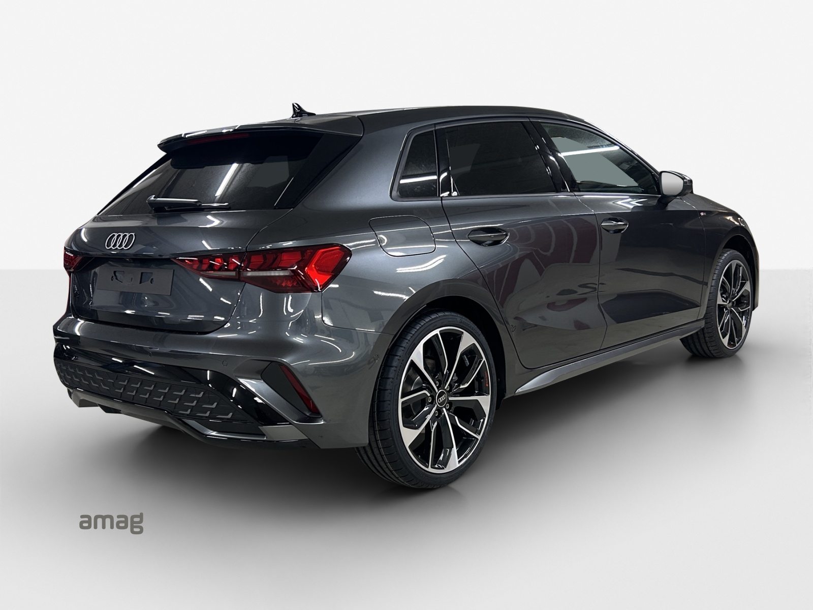 AUDI A3 Sportback TFSI 110 kW S line Attraction, Petrol, Automatic - 6