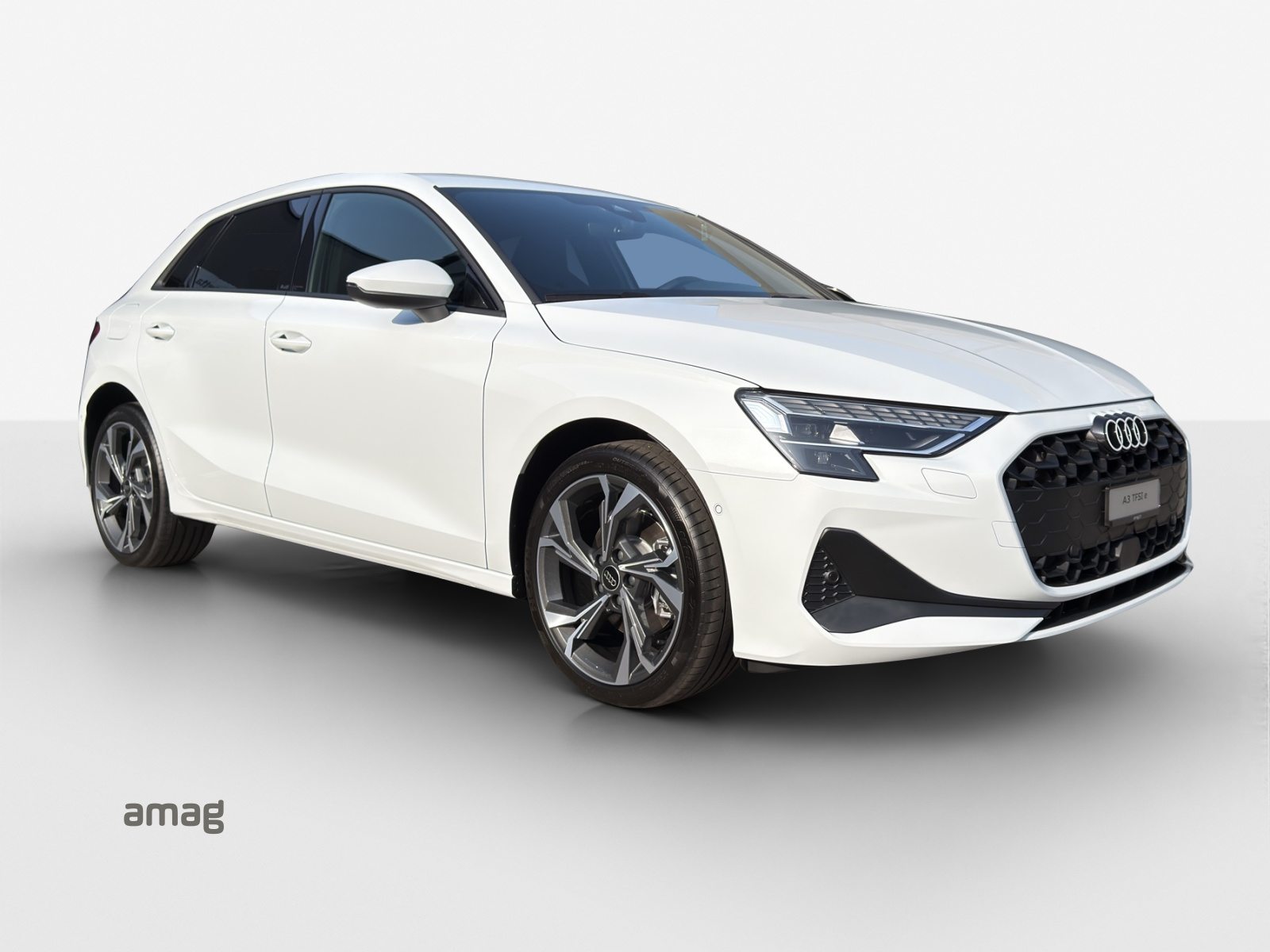 AUDI A3 Sportback 40 TFSI e Attraction, Hybride Intégral Essence/Électricité, Automatique - 6