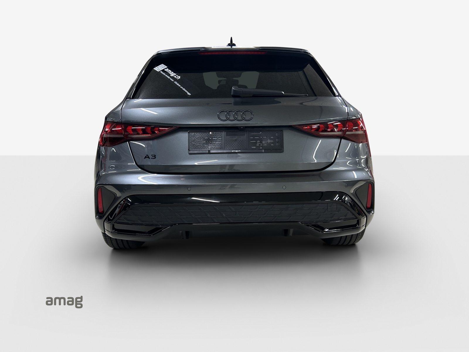 AUDI A3 Sportback TFSI e 200 kW S line Attraction, Hybride Intégral Essence/Électricité, Automatique - 4