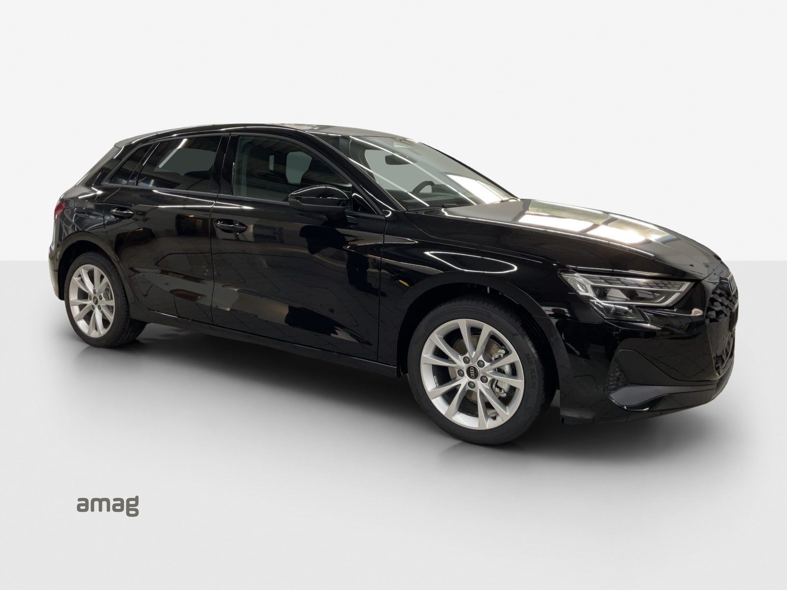 AUDI A3 Sportback TFSI 110 kW Attraction, Petrol, Automatic - 6