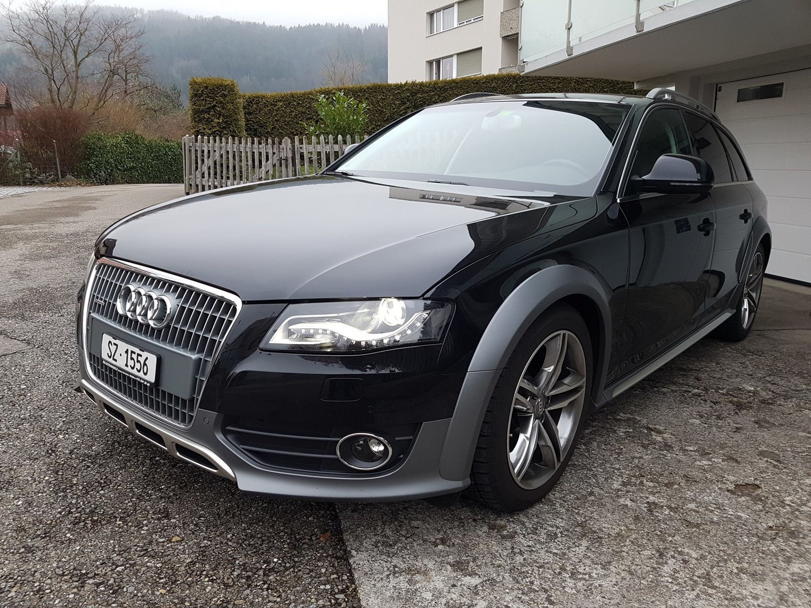 AUDI A4 allroad 2.0 TFSI quattro S-tronic, Benzin, Occasion / Gebraucht, Automatik - 2