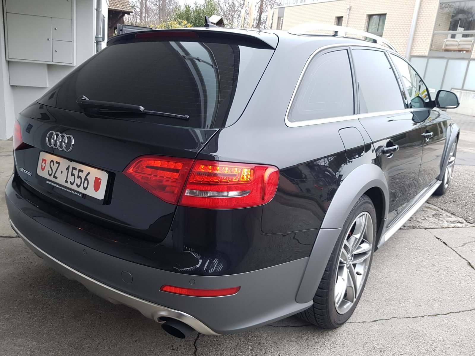 AUDI A4 allroad 2.0 TFSI quattro S-tronic, Benzin, Occasion / Gebraucht, Automatik - 5