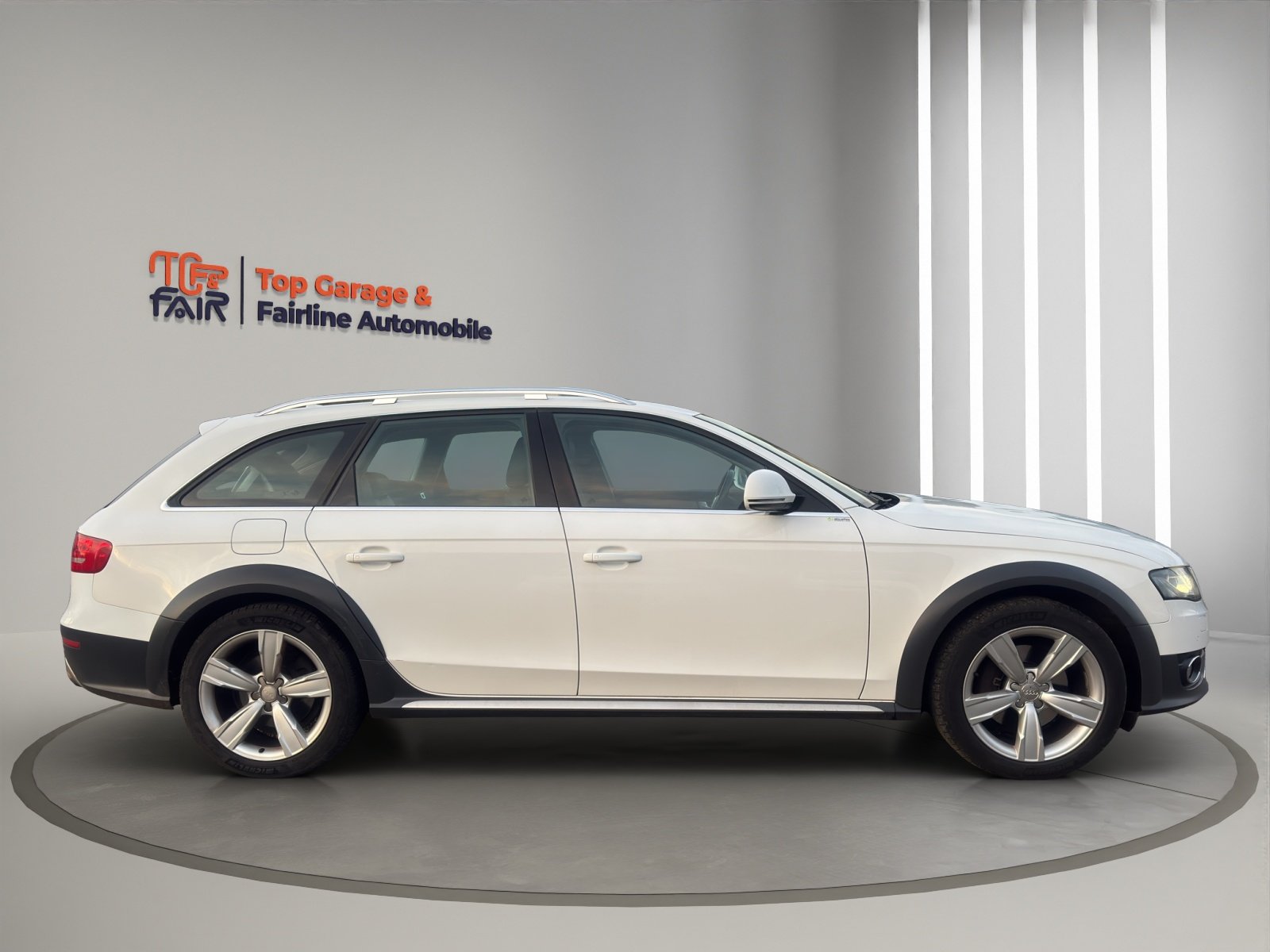 AUDI A4 allroad 2.0 TFSI quattro S-tronic, Petrol, Second hand / Used, Automatic - 4