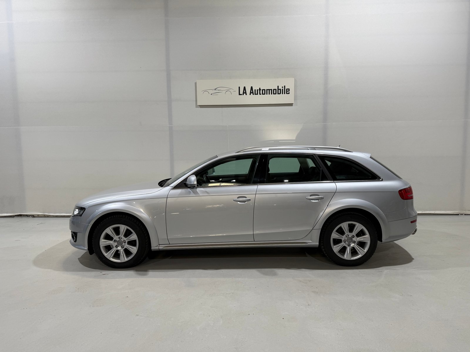 AUDI A4 allroad 3.0 TDI quattro S-tronic, Diesel, Occasion / Gebraucht, Automatik - 3