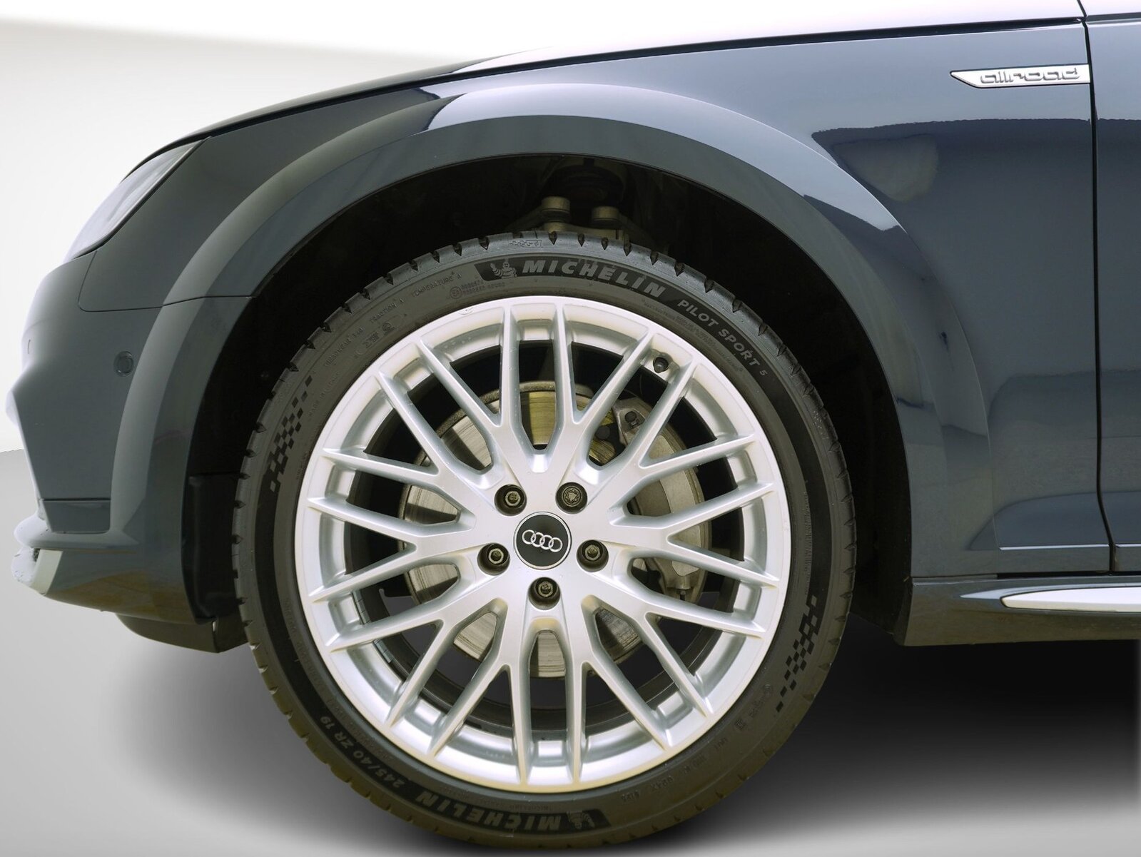 AUDI A4 Allroad 45 TFSI quattro S-Tronic, Hybride Léger Essence/Électricité, Occasion / Utilisé, Automatique - 7