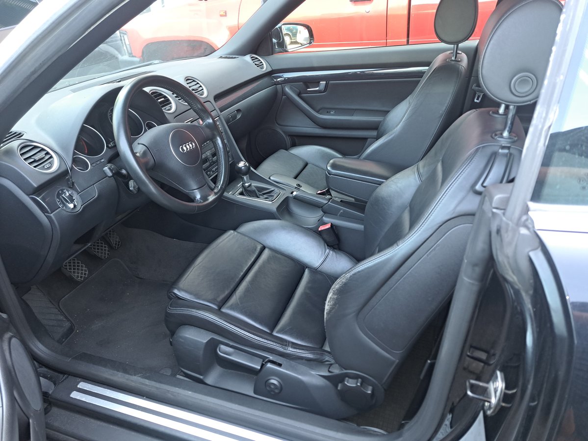 AUDI A4 Cabriolet 1.8 Turbo, Essence, Occasion / Utilisé, Manuelle - 3