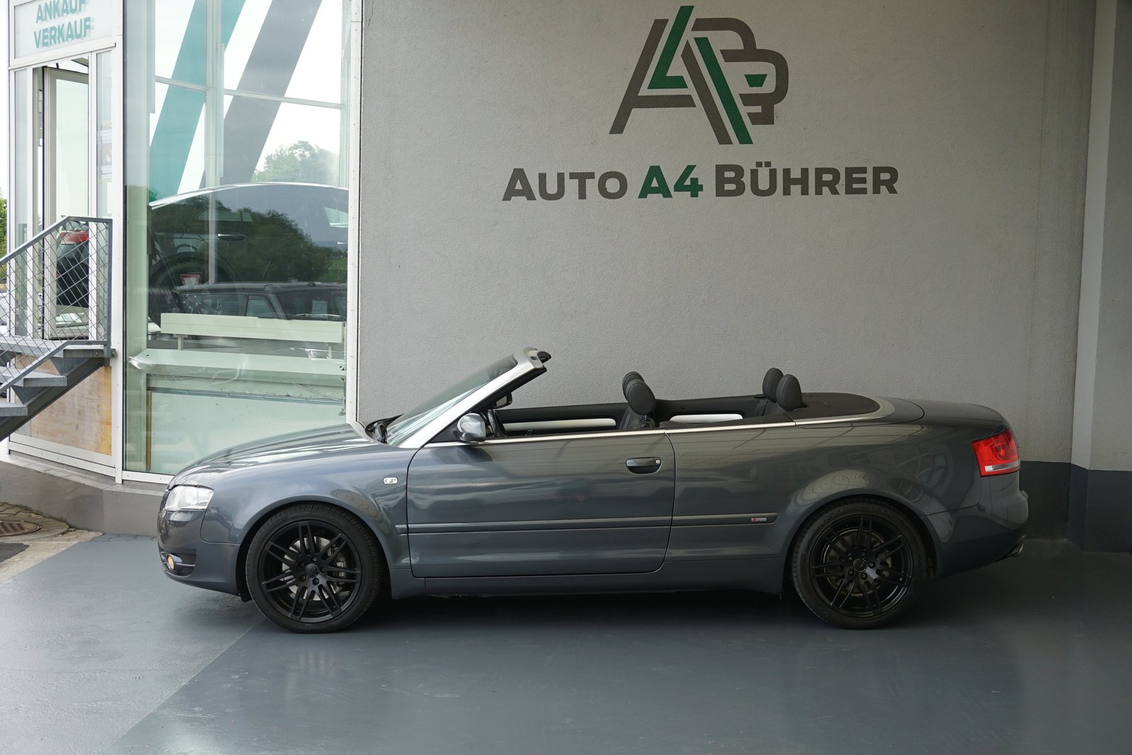 AUDI A4 Cabriolet 3.2 FSI quattro Automat 255PS, Petrol, Second hand / Used, Automatic - 2