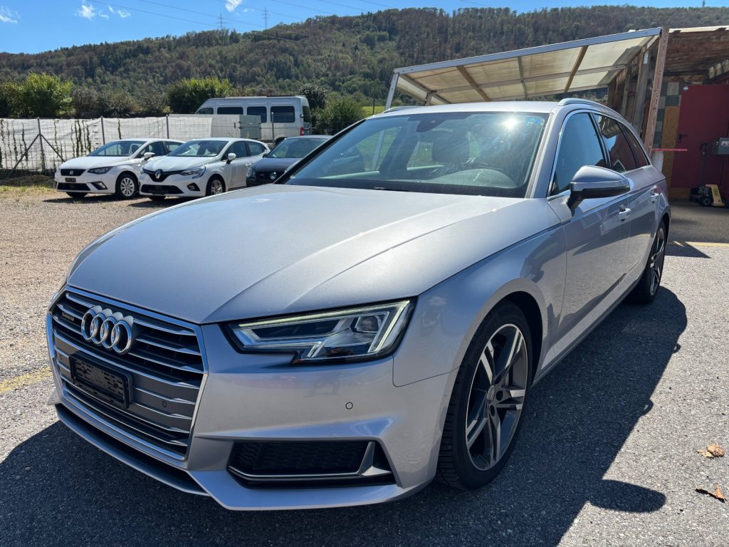 AUDI 2.0 45 TFSI Sport Attraction quattro S-Tronic