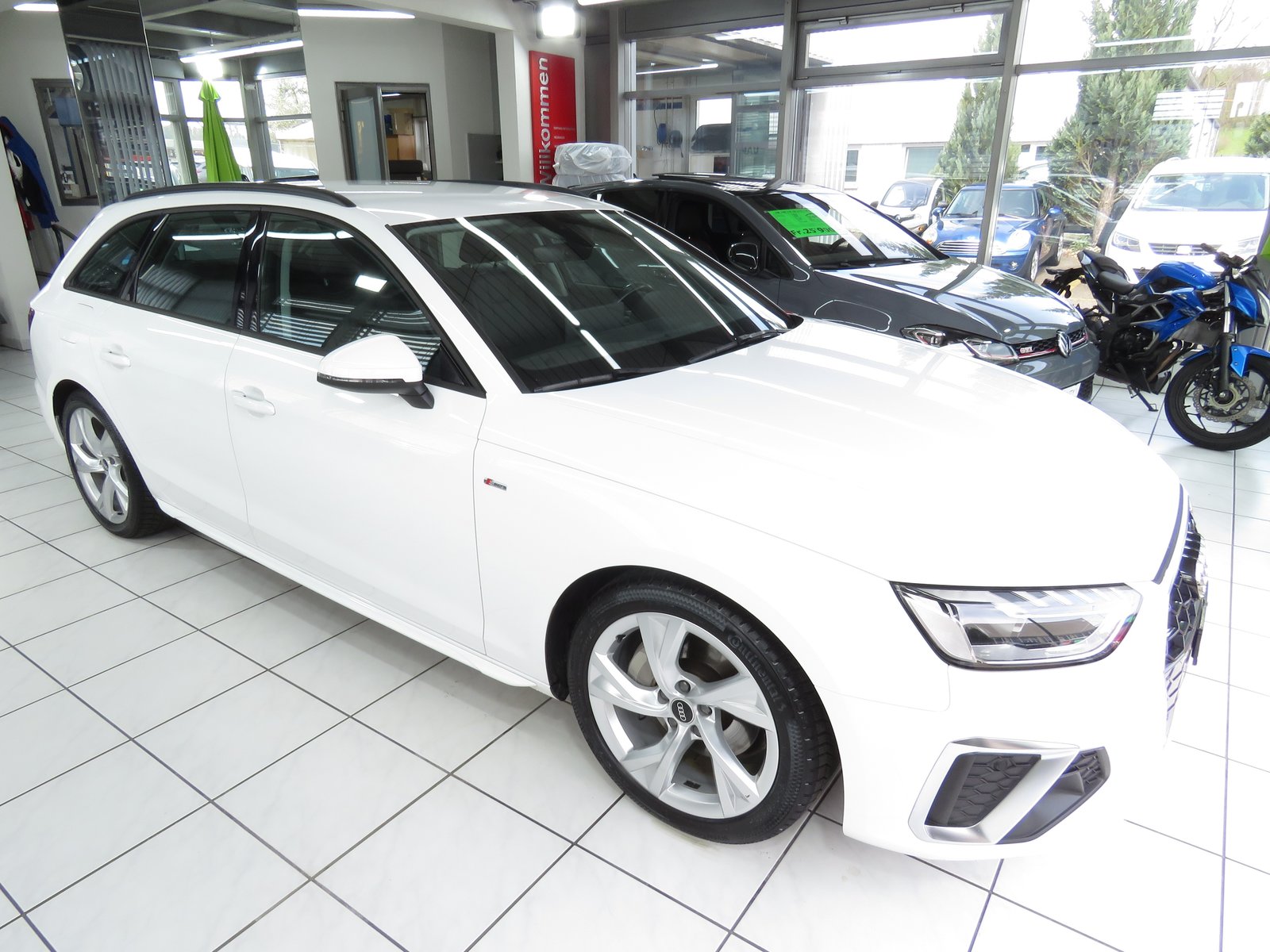 AUDI A4 Avant 40 TDI S line Attraction Quattro S-tronic, Diesel, Occasion / Utilisé, Automatique - 3
