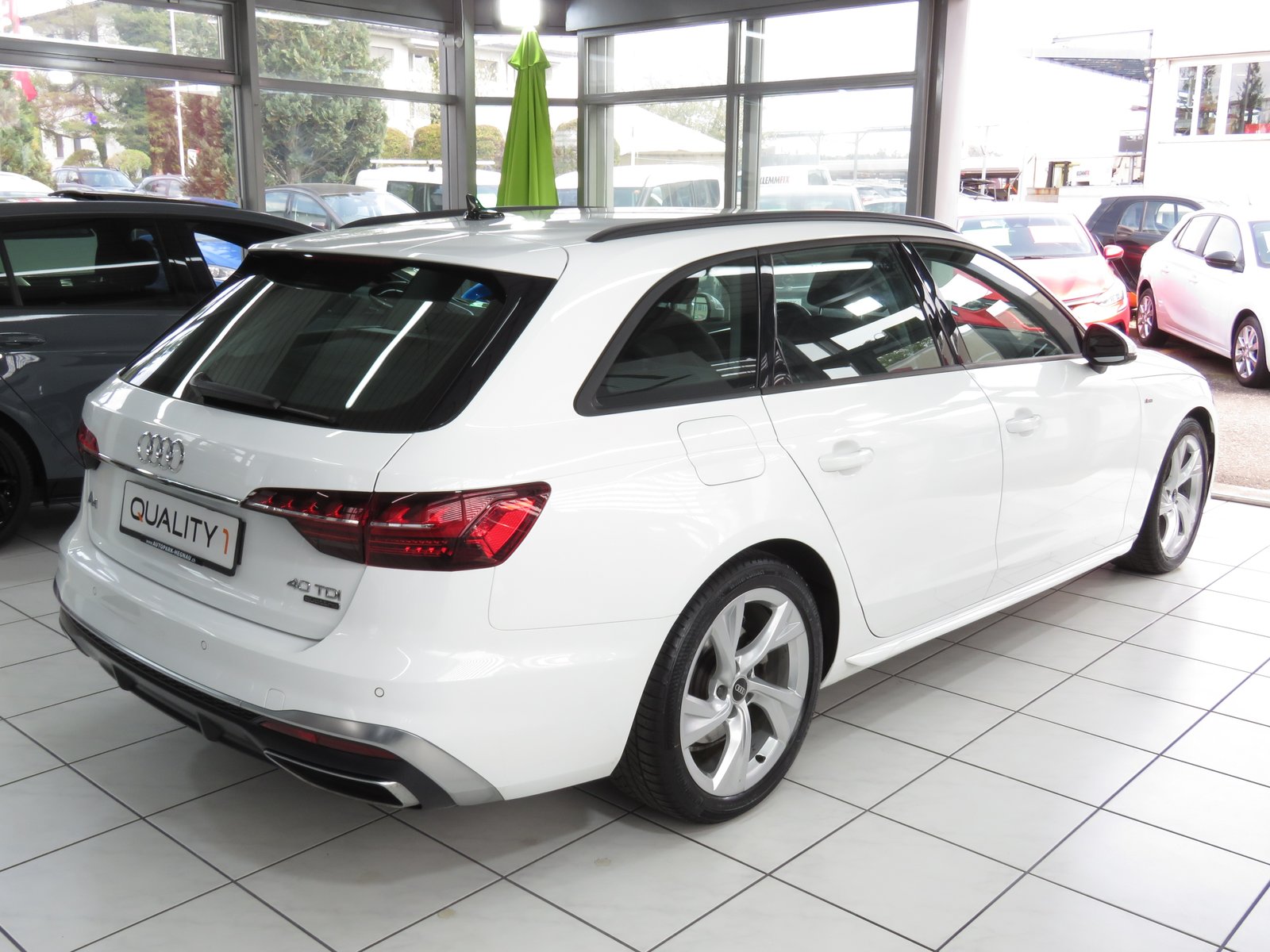 AUDI A4 Avant 40 TDI S line Attraction Quattro S-tronic, Diesel, Occasion / Utilisé, Automatique - 4