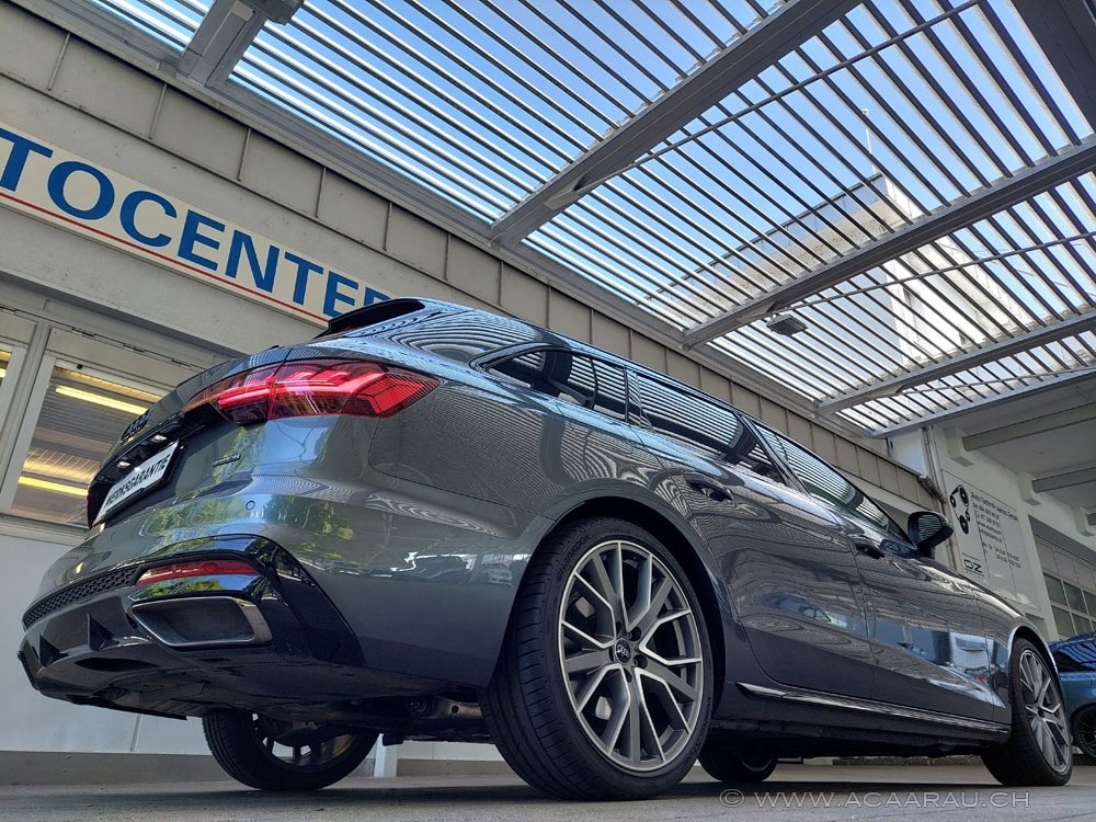 AUDI A4 Avant 40 TDI S line quattro S-tronic / Video : https://yo, Diesel, Occasion / Gebraucht, Automatik - 3