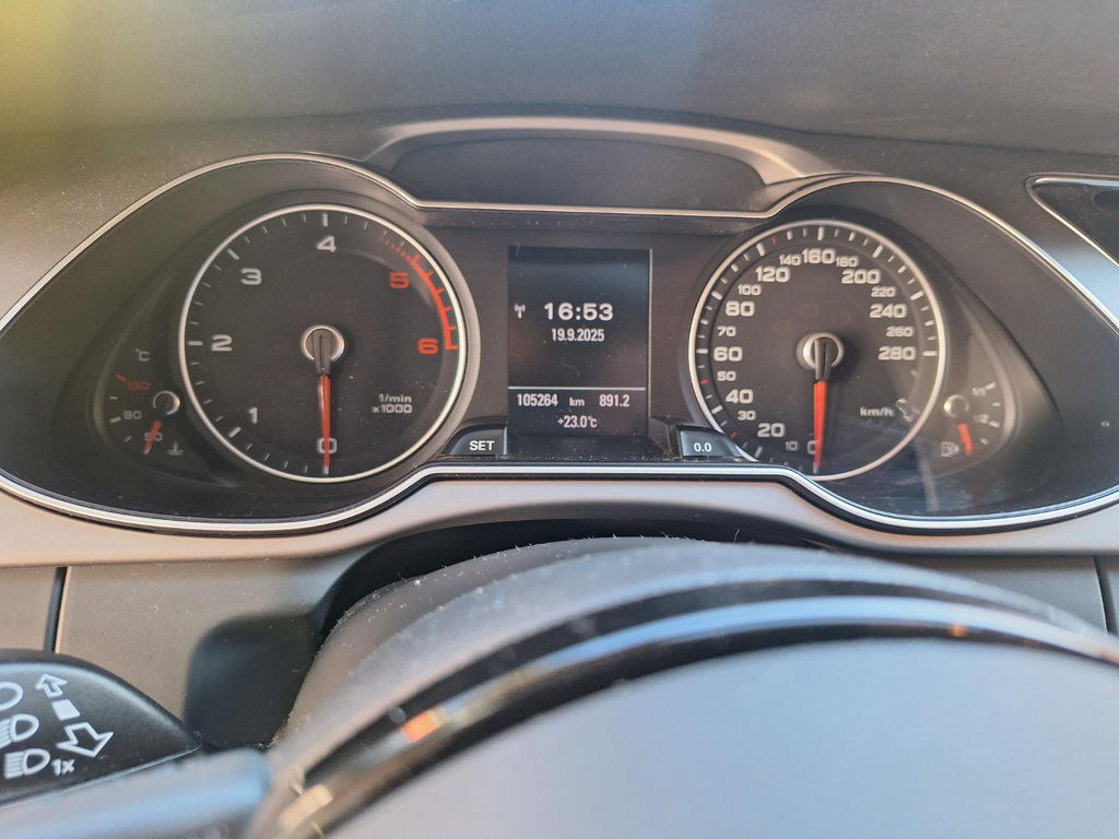 AUDI A4 Avant 2.0 TDI 143 M-Tronic, Diesel, Occasion / Gebraucht, Automatik - 5