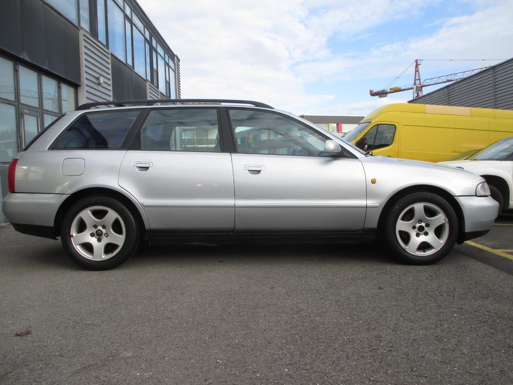 AUDI A4 Avant 1.8 20V Turbo, Petrol, Second hand / Used, Manual - 3