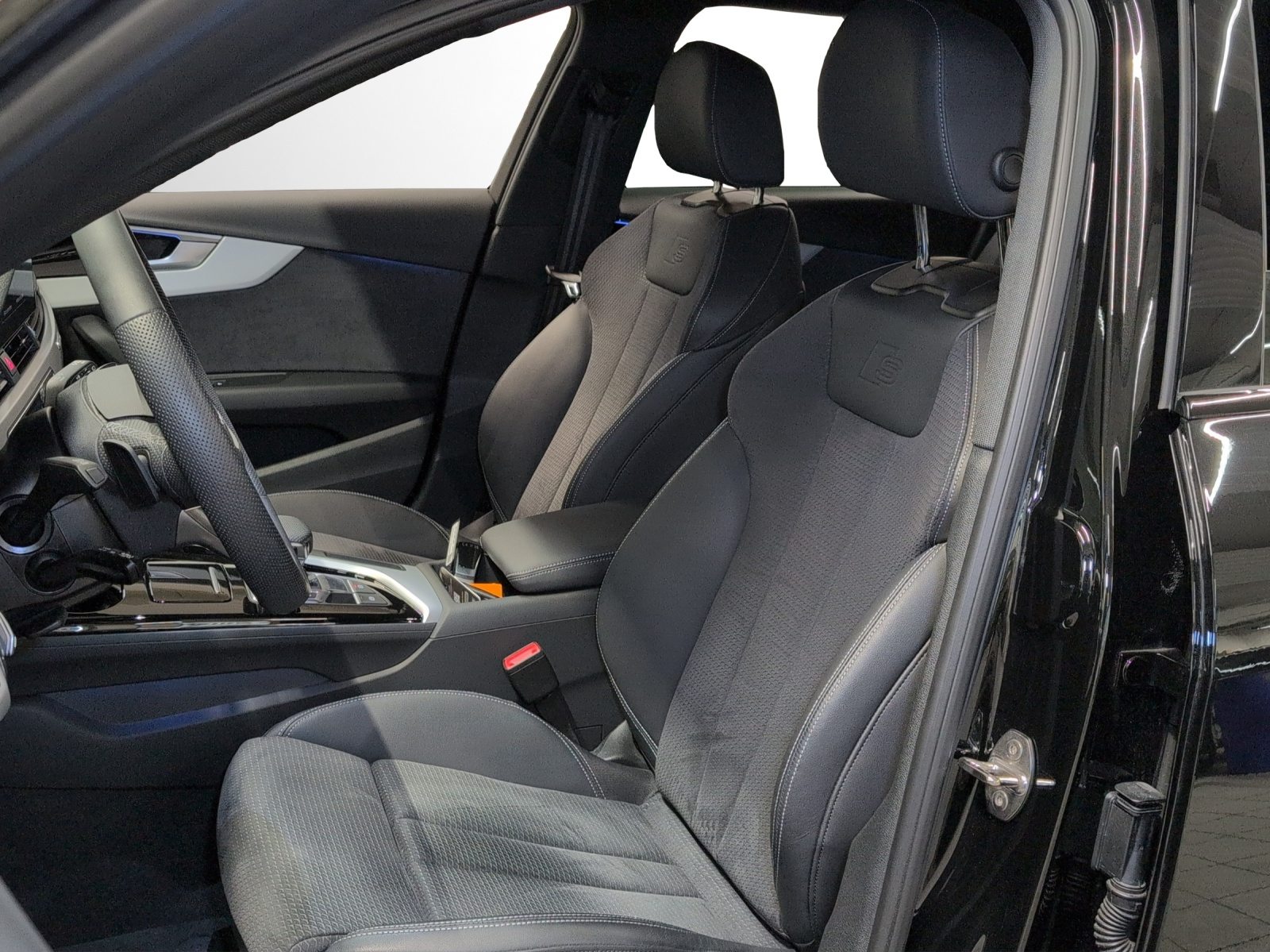 AUDI A4 Avant 45 TFSI S line, Essence, Occasion / Utilisé, Automatique - 6