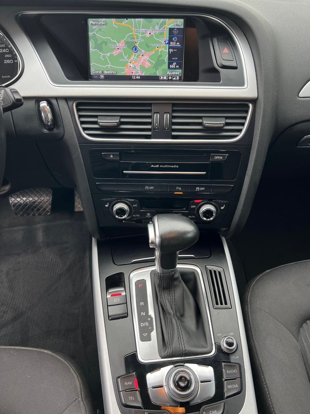 AUDI A4 Avant 2.0 TDI Attraction multitronic, Diesel, Second hand / Used, Automatic - 7