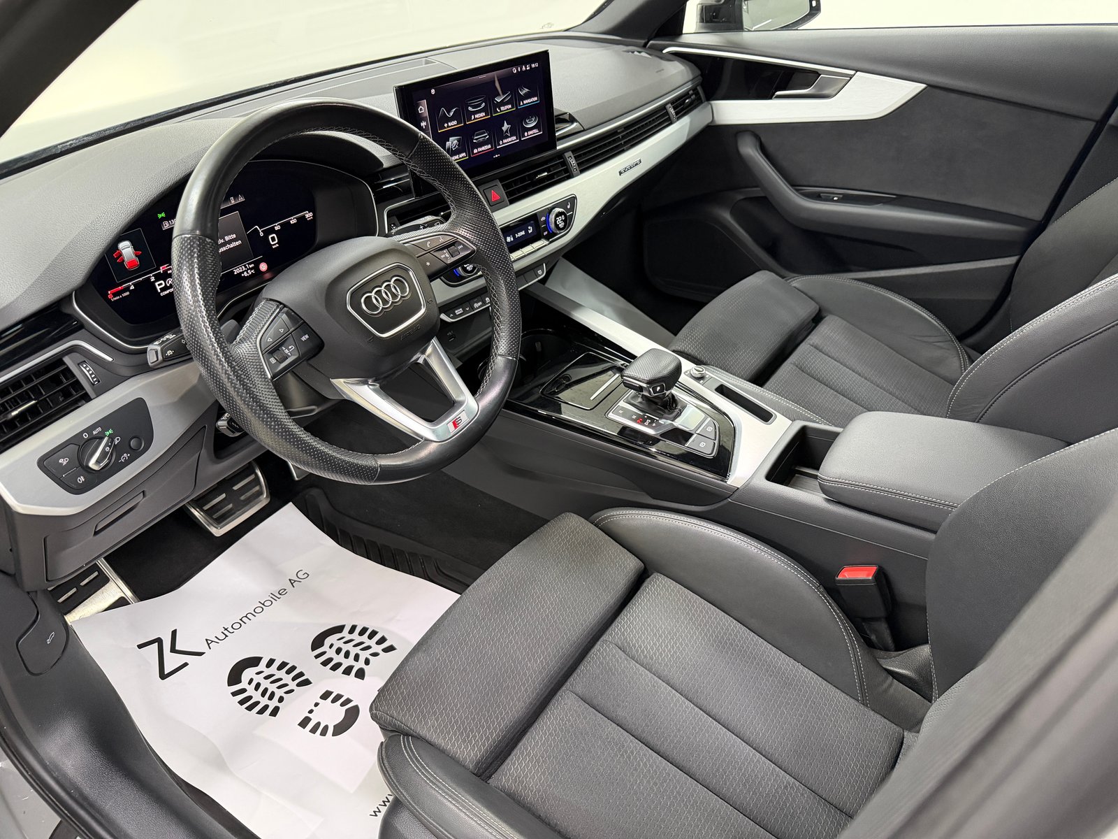 AUDI A4 Avant 40 TDI S Line 204PS Attraction QUANTUMGREY qua, Hybride Léger Diesel/Électricité, Occasion / Utilisé, Automatique - 7