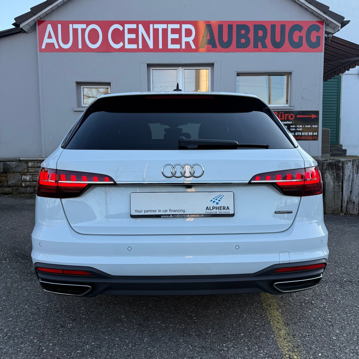 AUDI A4 Avant 40 TDI Attraction quattro S-tronic, Diesel, Occasion / Utilisé, Automatique - 7
