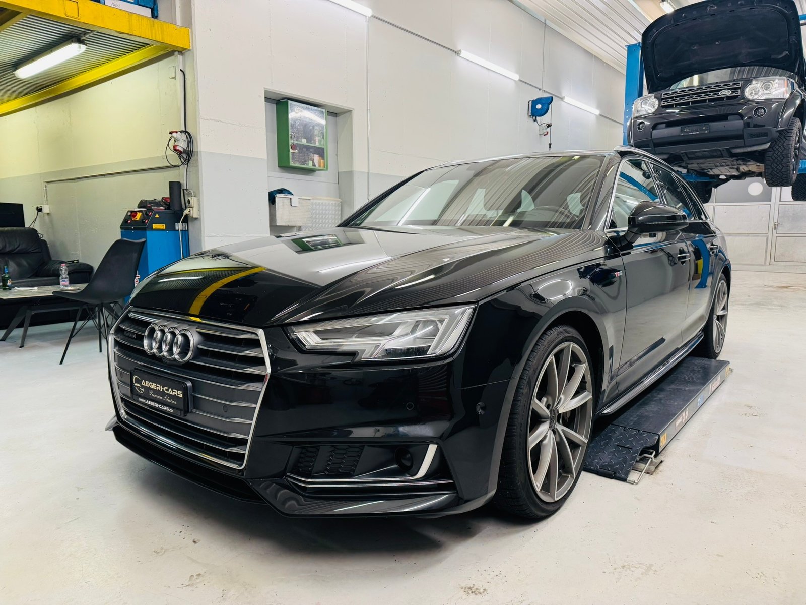 AUDI A4 Avant 3.0 TDI Sport quattro tiptronic