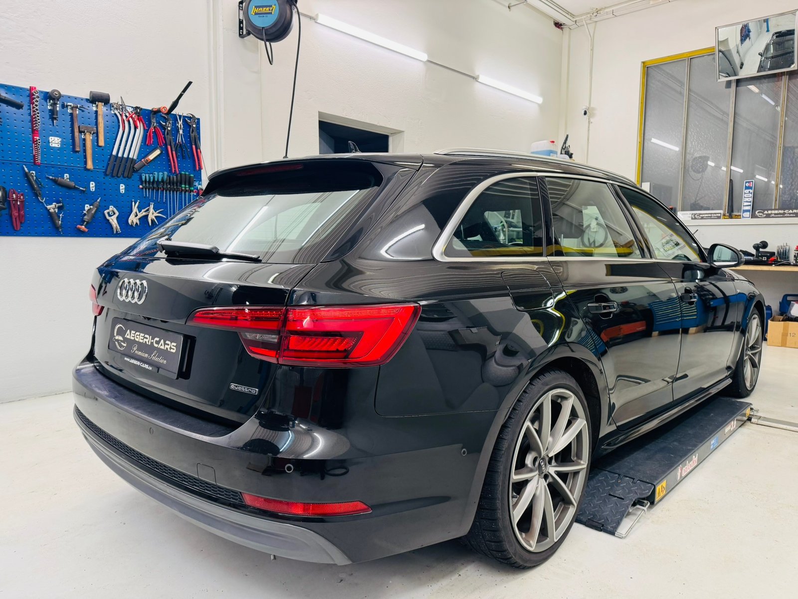 AUDI A4 Avant 3.0 TDI Sport quattro tiptronic, Diesel, Occasion / Utilisé, Automatique - 4