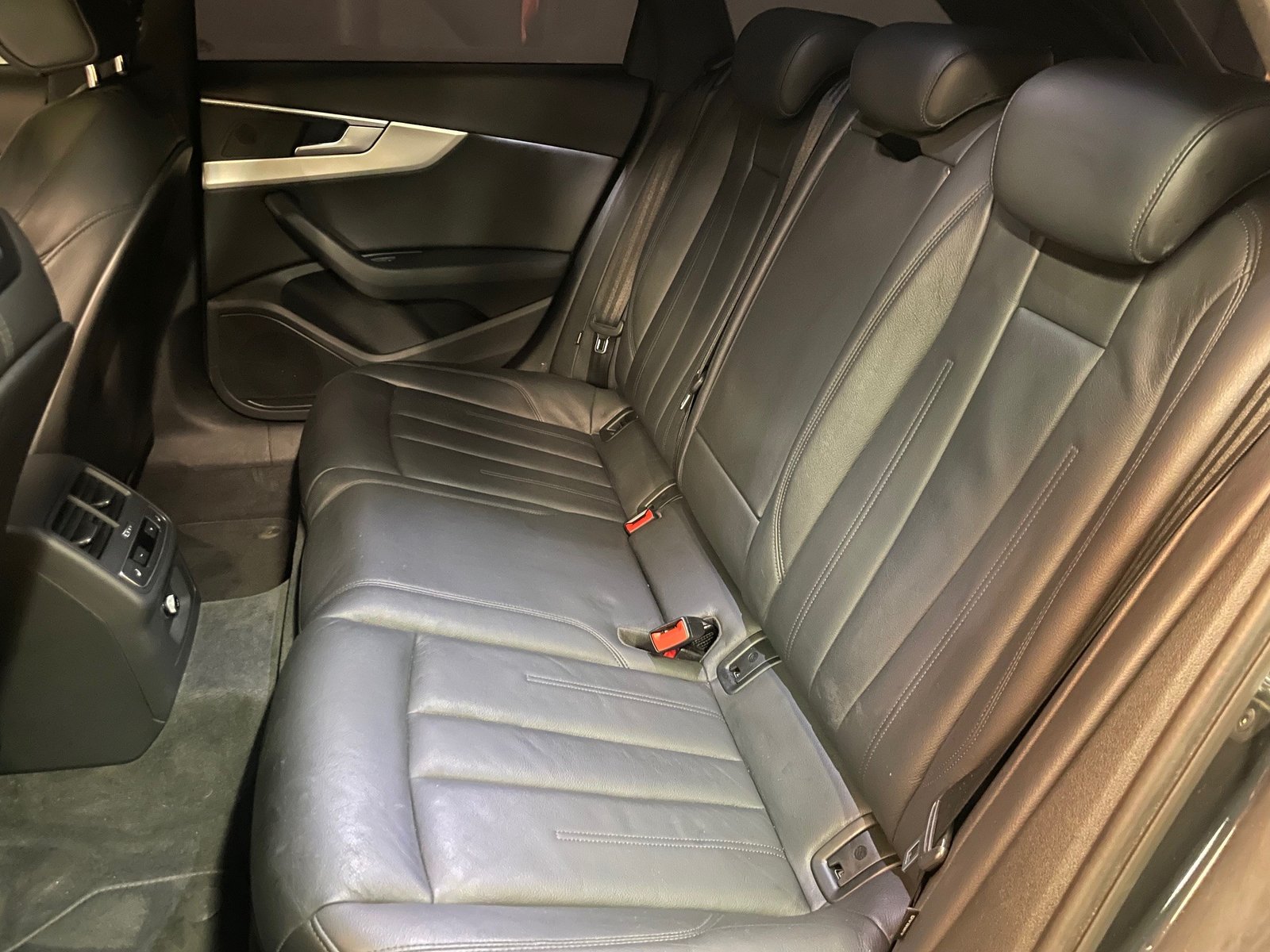 AUDI A4 Avant 2.0 TFSI Tiptronic, Benzin, Occasion / Gebraucht, Automatik - 7