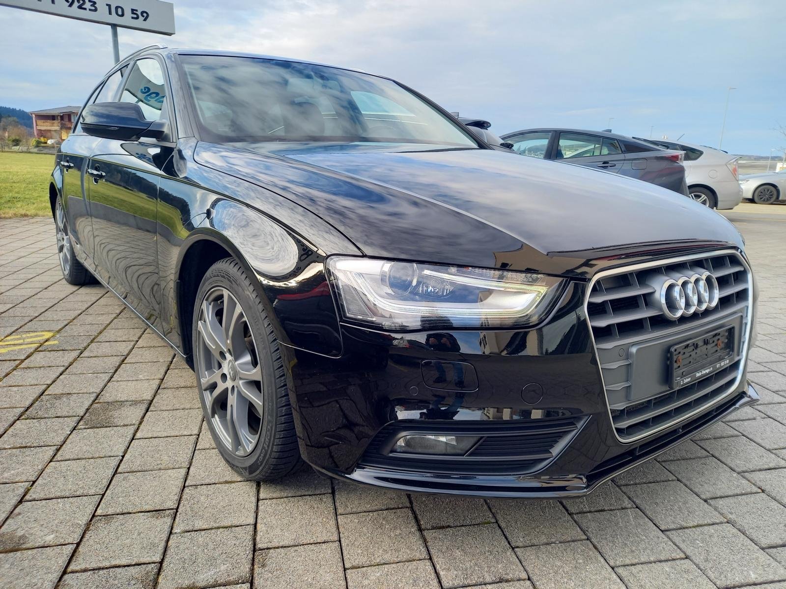 AUDI A4 Avant 2.0 TDI 177 M-Tronic, Diesel, Second hand / Used, Automatic - 4