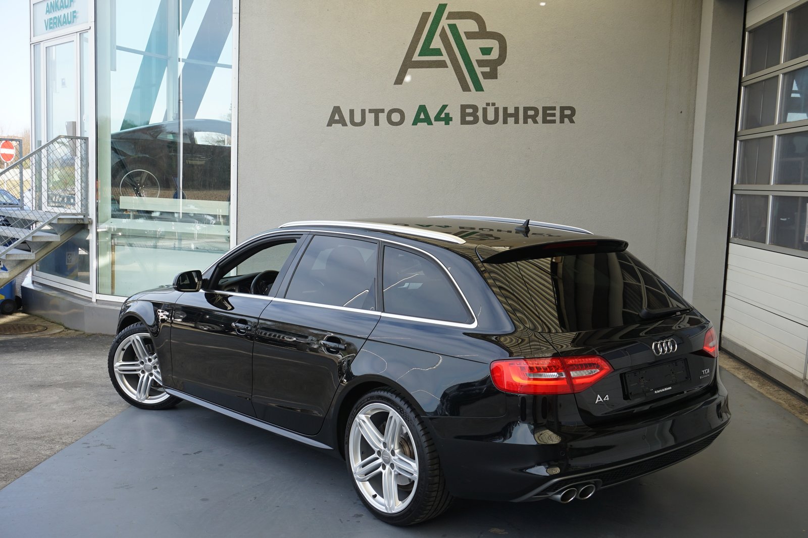 AUDI A4 Avant 2.0 TDI quattro S-Line 190PS, Diesel, Second hand / Used, Automatic - 7