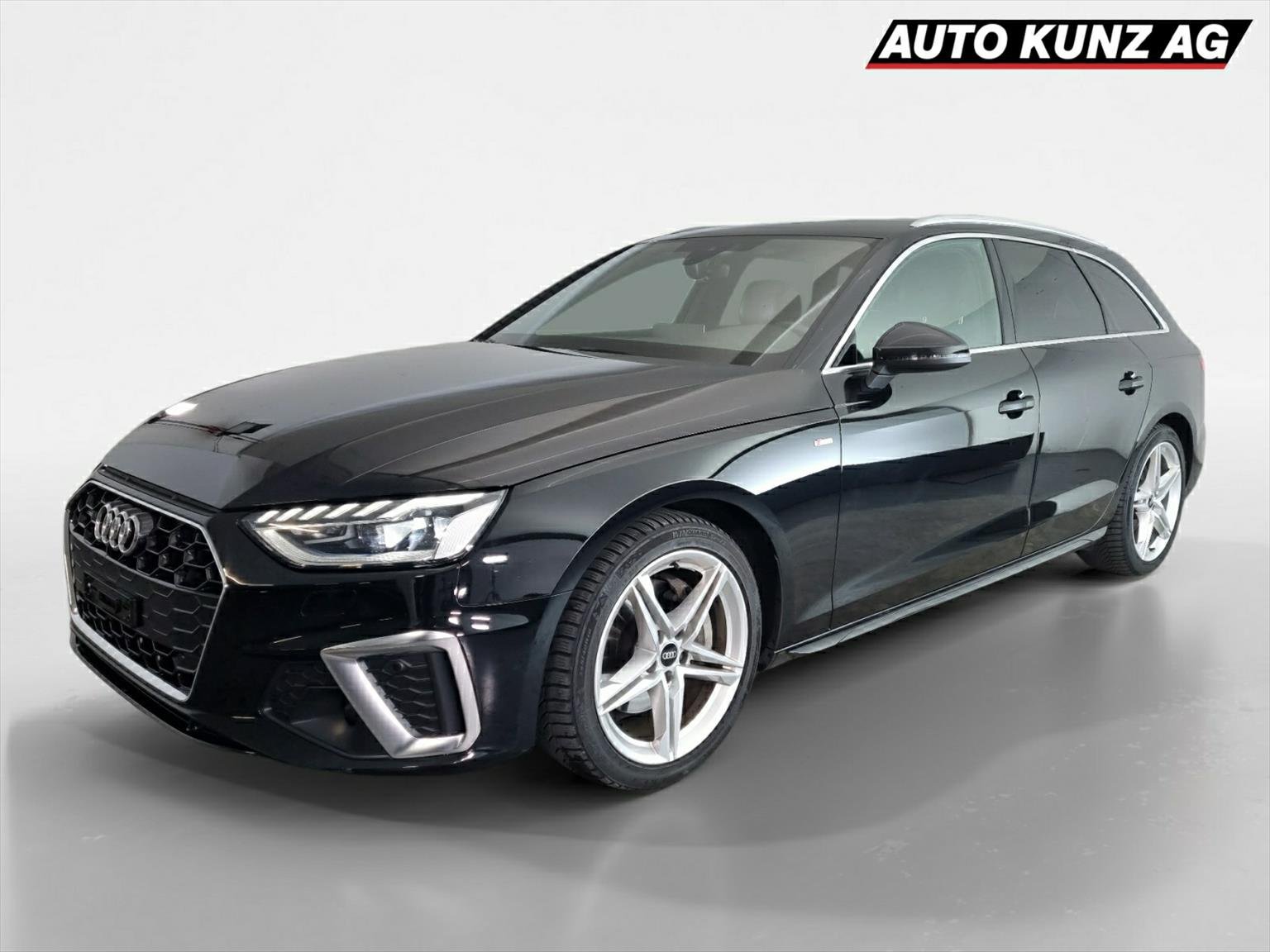 AUDI A4 Avant S line 40 TDI quattro S tronic