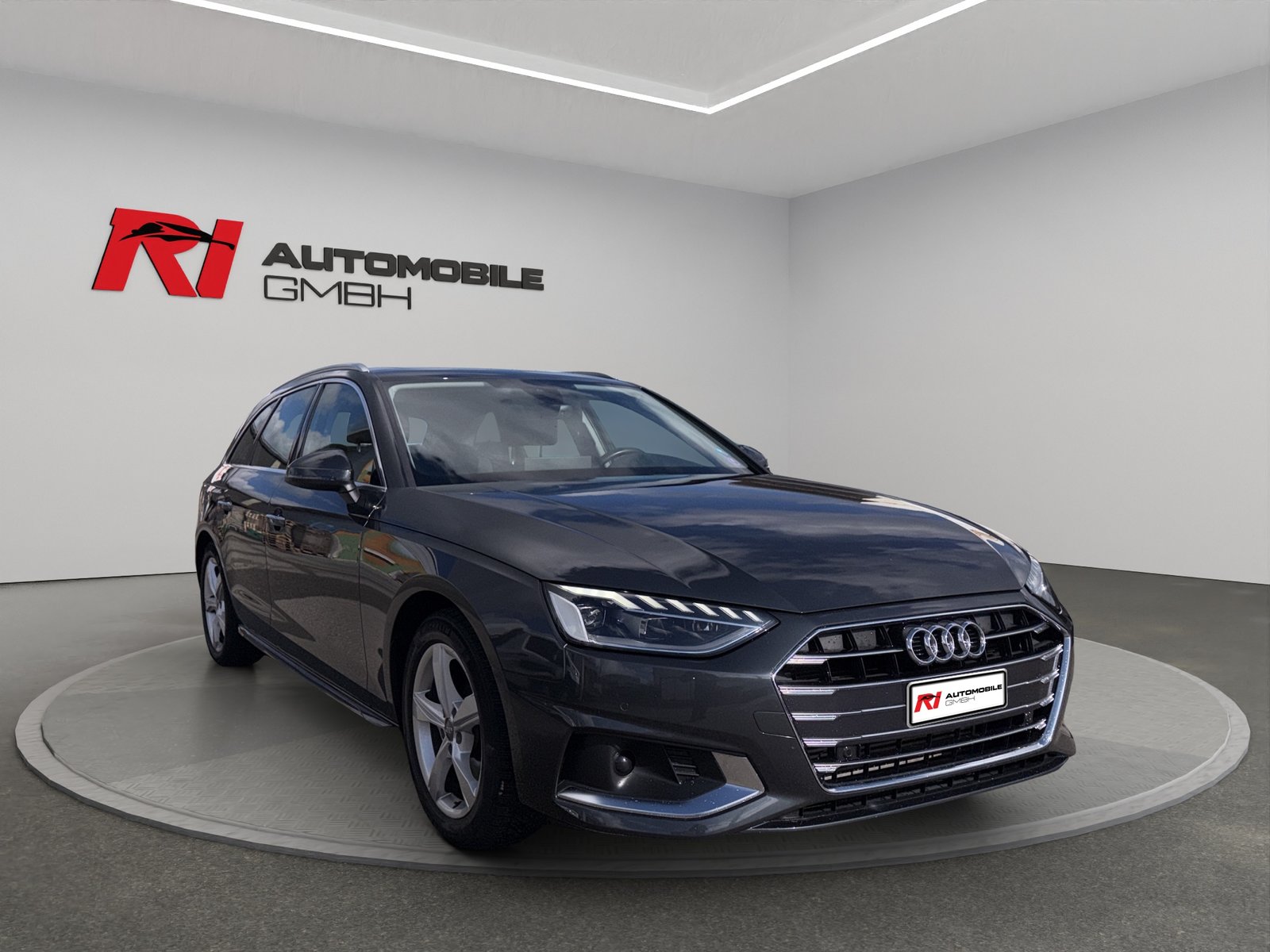 AUDI A4 Avant 40 TFSI advanced S-tronic, Mild-Hybrid Petrol/Electric, Second hand / Used, Automatic - 3
