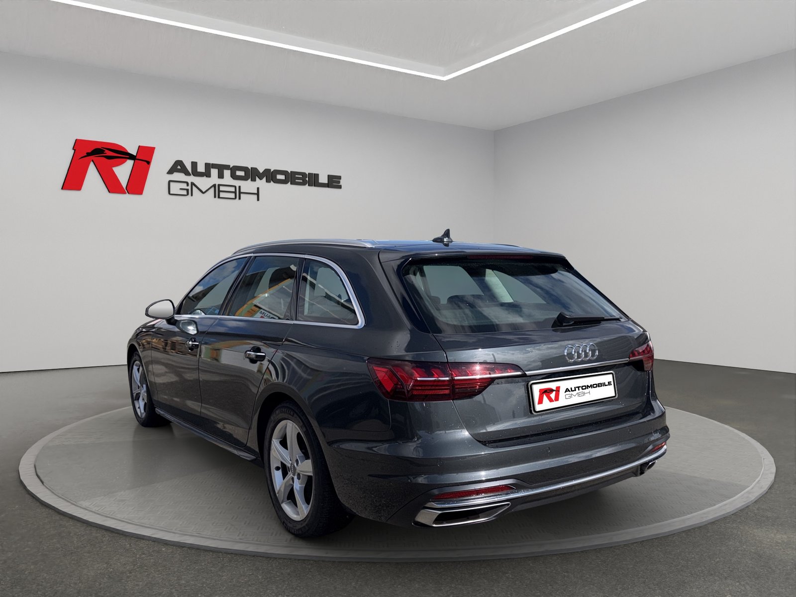 AUDI A4 Avant 40 TFSI advanced S-tronic, Mild-Hybrid Petrol/Electric, Second hand / Used, Automatic - 6