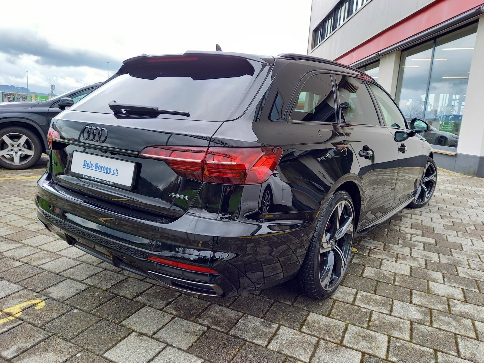 AUDI A4 Avant 2.0 40 TDI S Line quattro S-Tronic, Mild-Hybrid Diesel/Electric, Second hand / Used, Automatic - 2