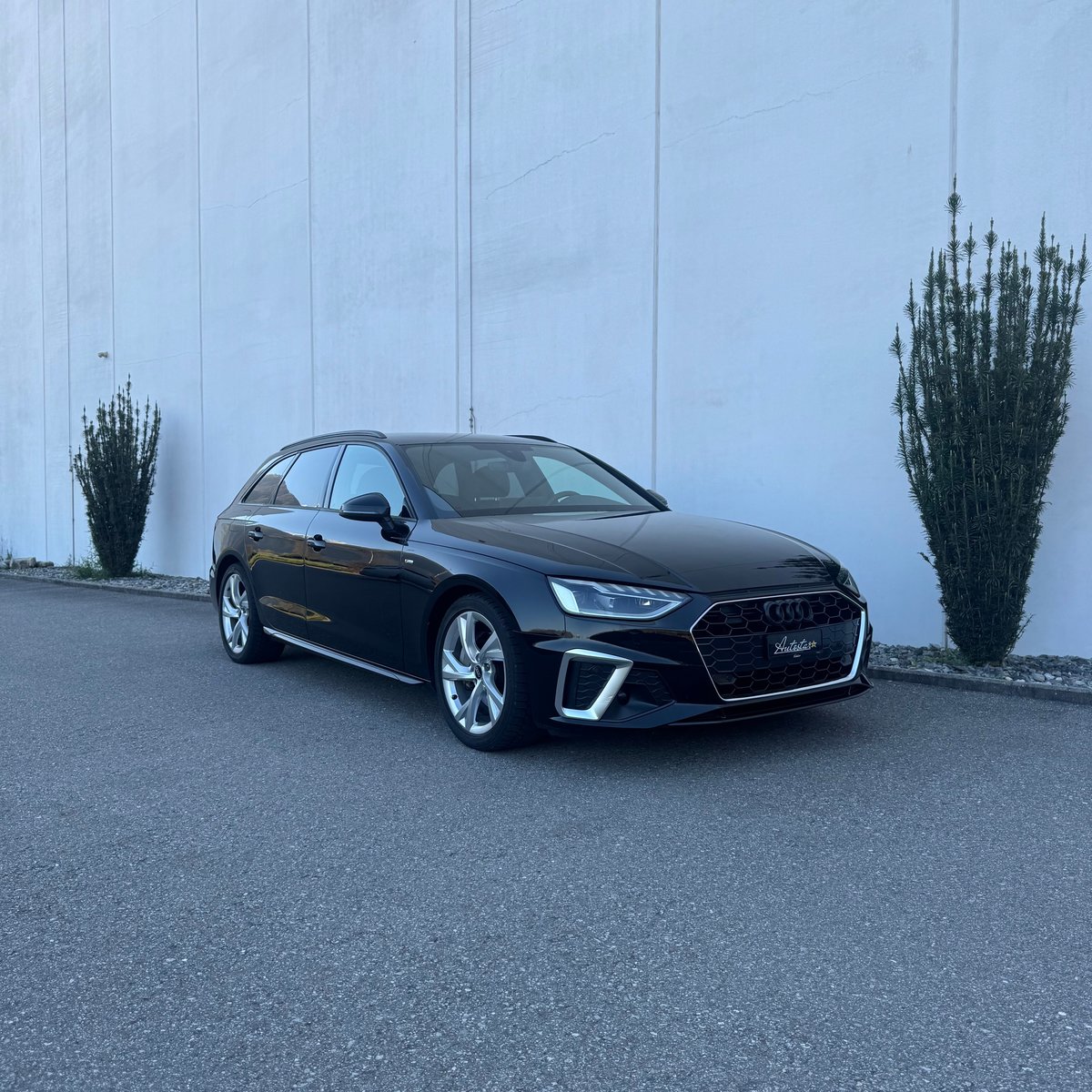 AUDI A4 Avant 40 TDI S line quattro S-tronic
