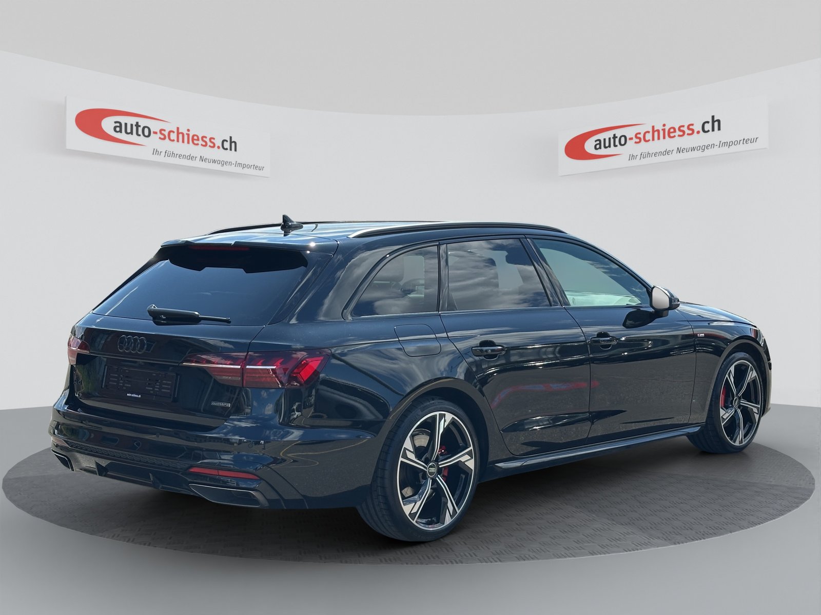 AUDI A4 Avant 40 TFSI S line quattro Schwarz Plus S-tronic, Mild-Hybrid Benzin/Elektro, Occasion / Gebraucht, Automatik - 5