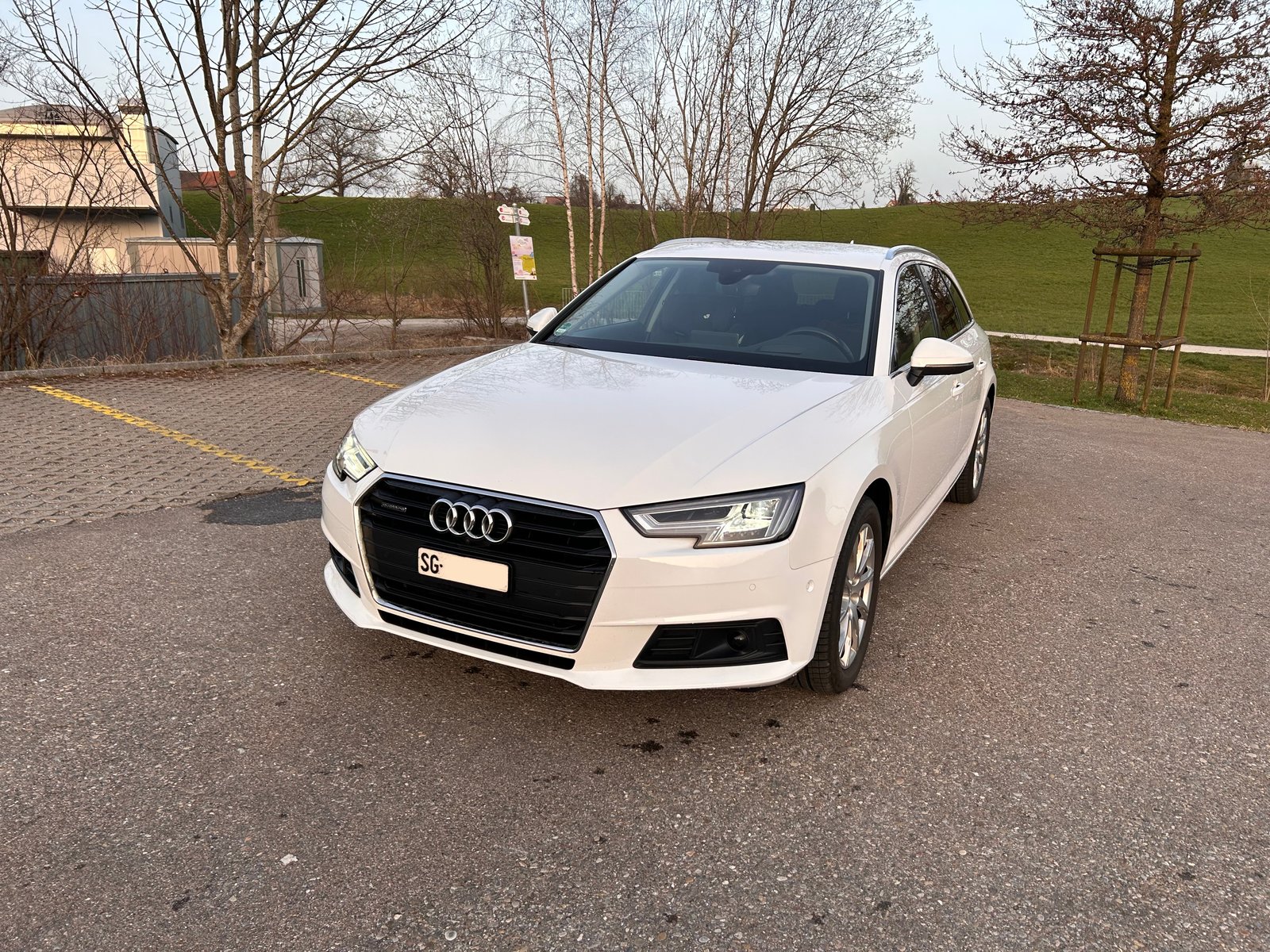 AUDI A4 Avant 2.0 TDI quattro S-tronic