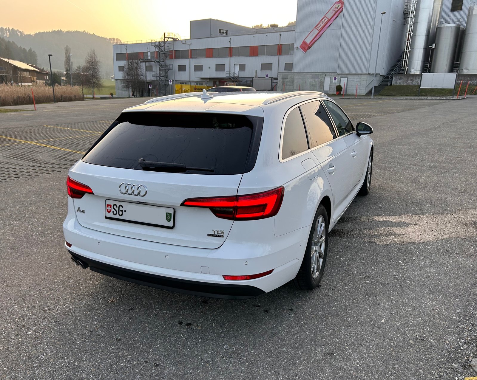 AUDI A4 Avant 2.0 TDI quattro S-tronic, Diesel, Occasion / Utilisé, Automatique - 5