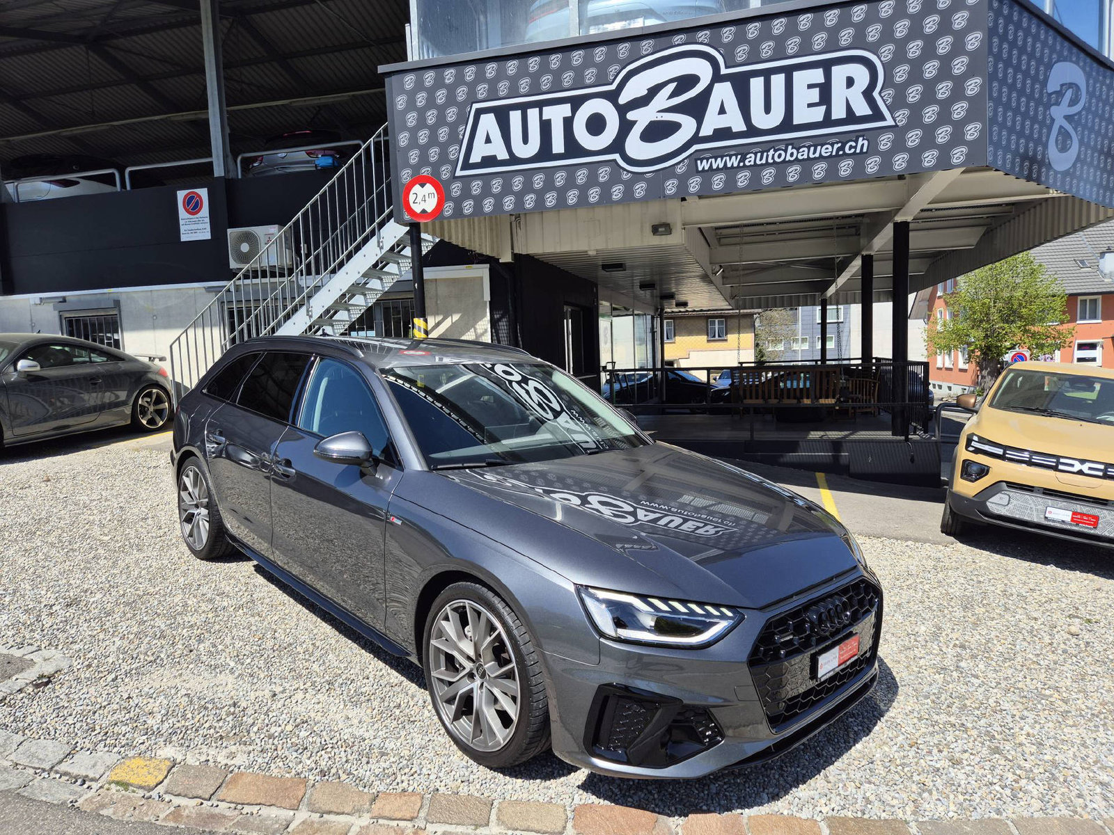 AUDI A4 Avant 2.0 40 TDI S Line quattro S-Tronic Competition