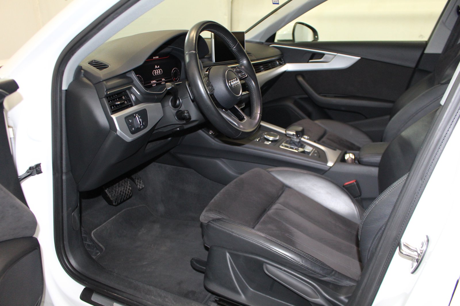 AUDI A4 Avant 2.0 TFSI 190 ultra Sport S-Tronic, Essence, Occasion / Utilisé, Automatique - 7