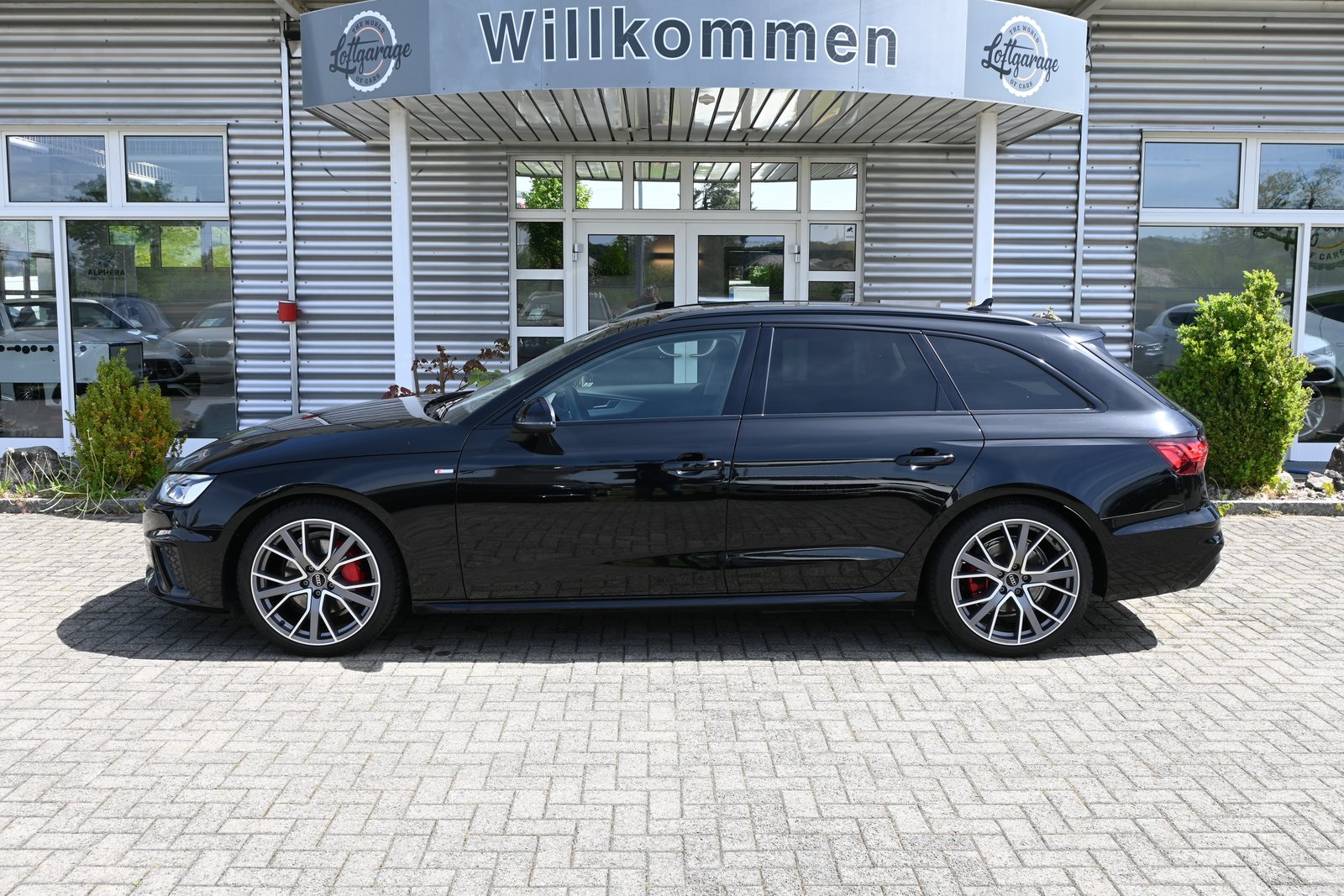 AUDI A4 Avant 40 TDI S line Competition Black quattro S-tron, Diesel, Occasion / Utilisé, Automatique - 6