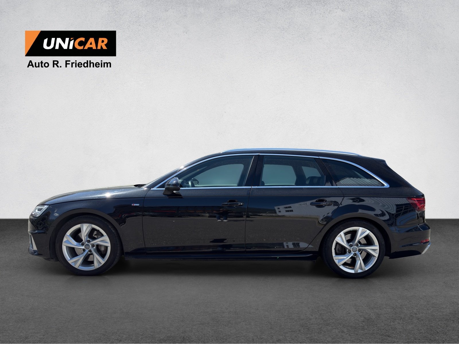AUDI A4 Avant 45 TFSI Sport Attraction S-tronic quattro, Petrol, Second hand / Used, Automatic - 4