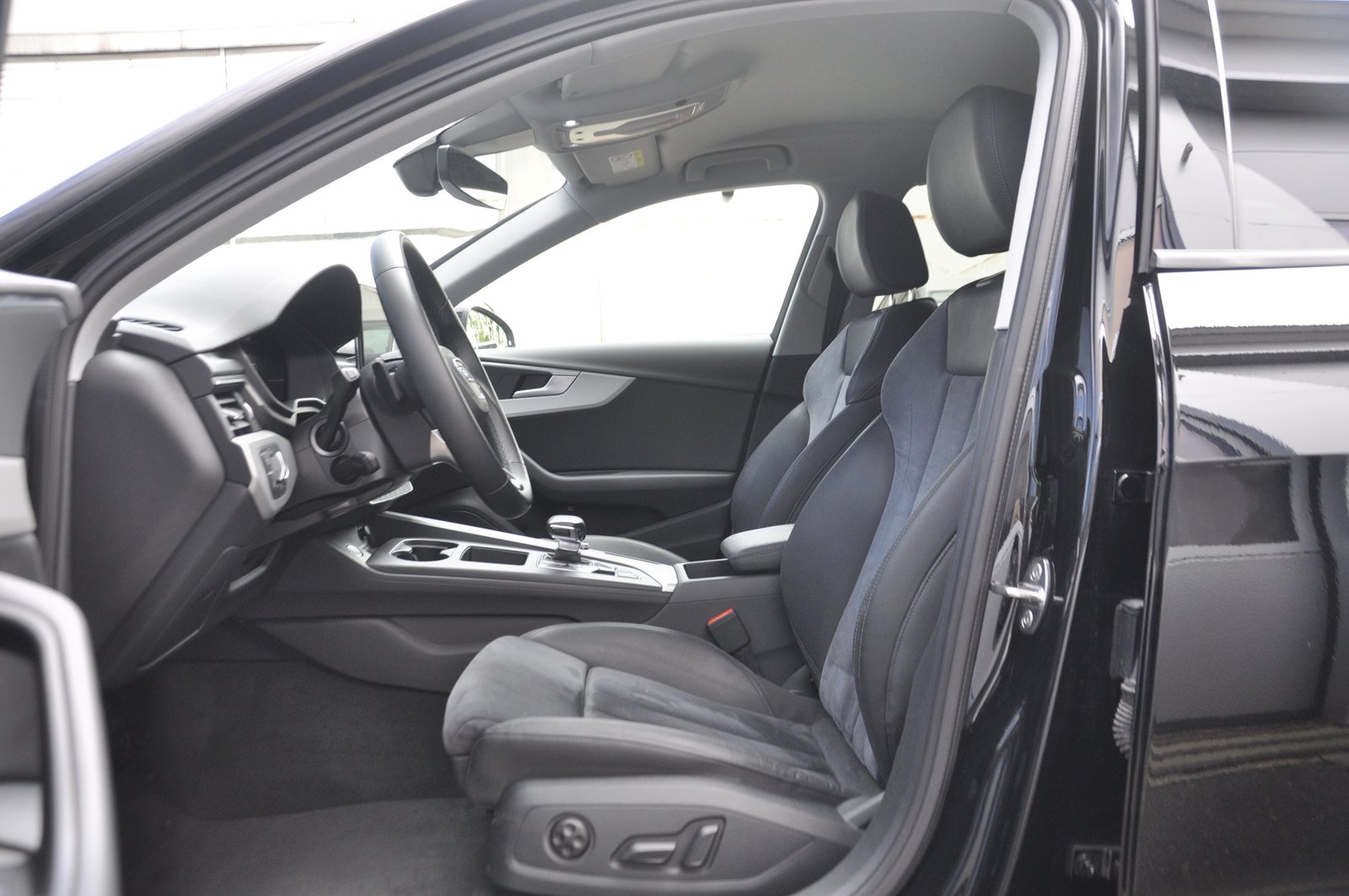 AUDI A4 Avant 50 TDI advanced quattro tiptronic I Standheizu, Diesel, Occasion / Utilisé, Automatique - 6