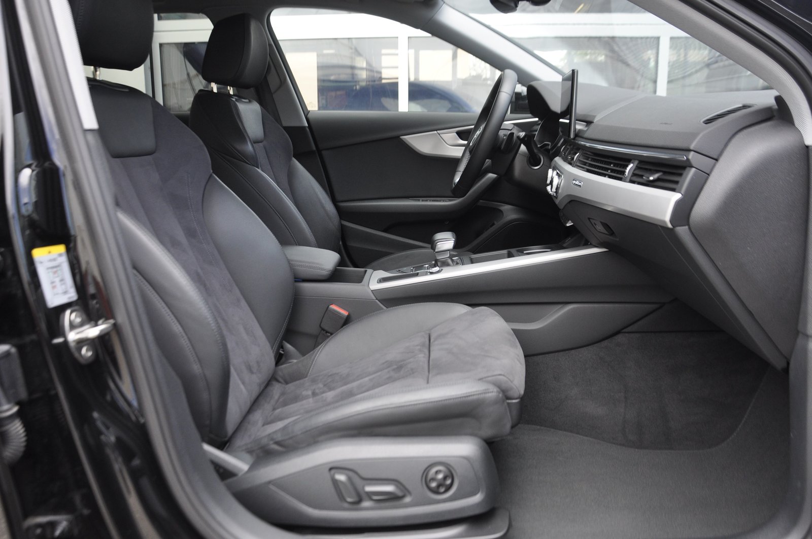 AUDI A4 Avant 50 TDI advanced quattro tiptronic I Standheizu, Diesel, Occasion / Utilisé, Automatique - 7