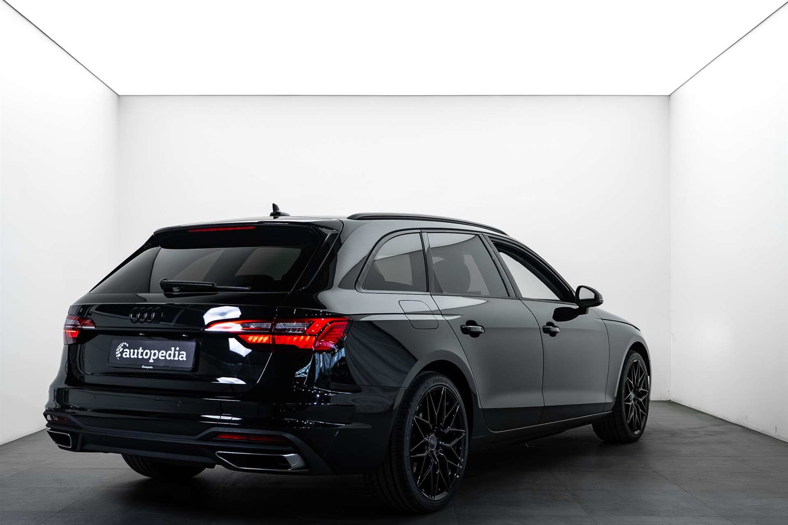 AUDI A4 Avant 35 TFSI S-tronic, Hybride Léger Essence/Électricité, Occasion / Utilisé, Automatique - 3