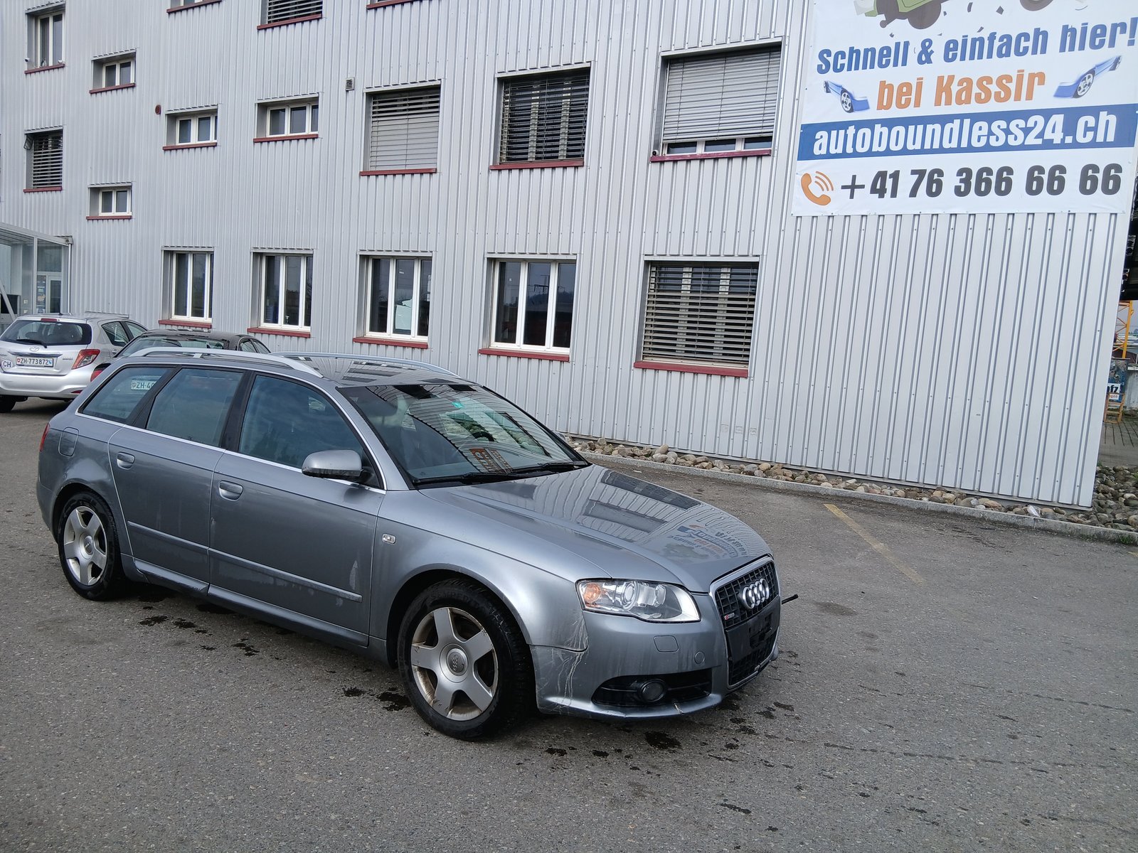 AUDI A4 Avant 2.0, Essence, Occasion / Utilisé, Manuelle - 3
