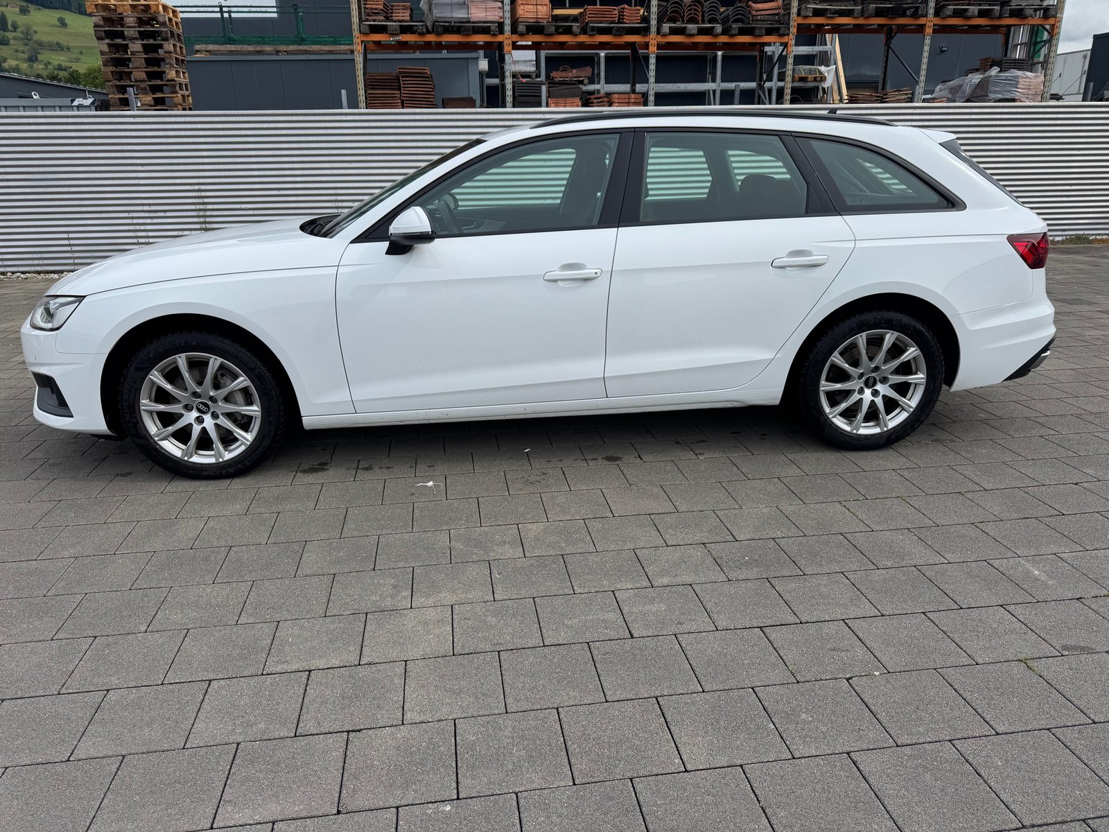 AUDI A4 Avant 40 TDI Attraction quattro S-tronic, Diesel, Occasioni / Usate, Automatico - 2