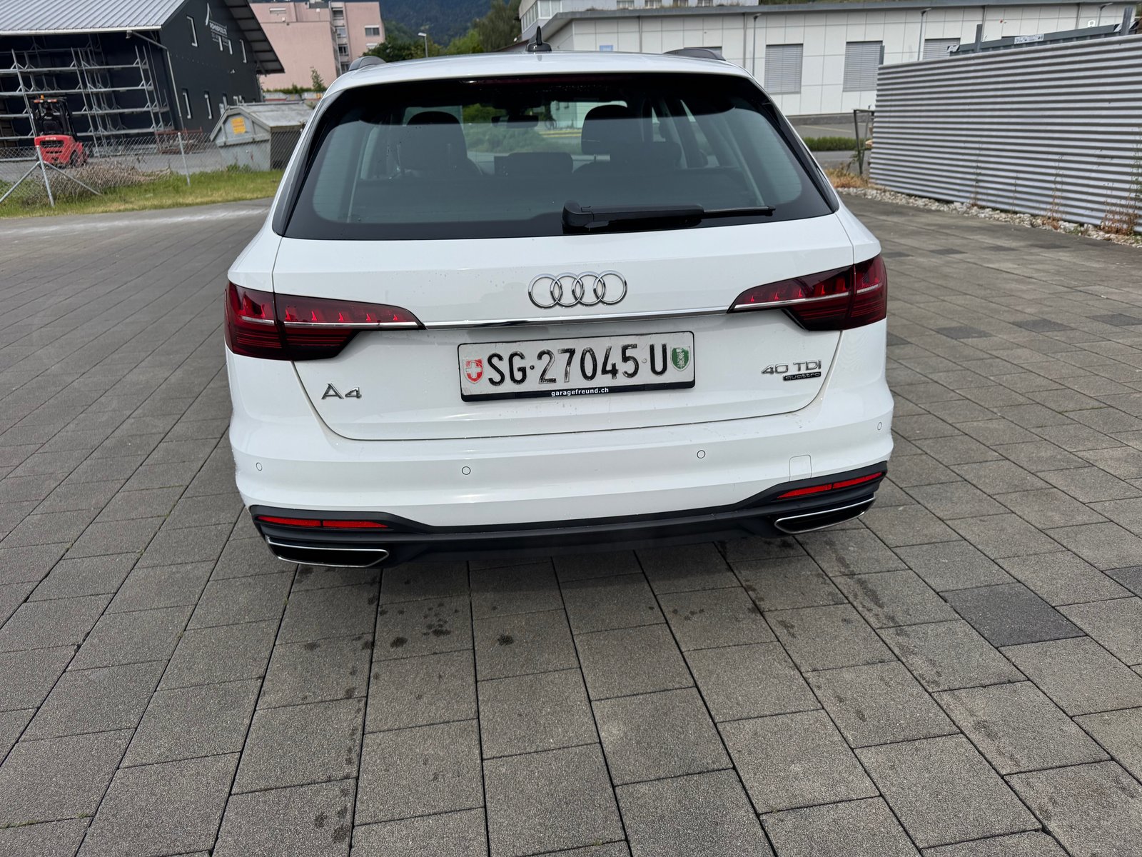 AUDI A4 Avant 40 TDI Attraction quattro S-tronic, Diesel, Occasioni / Usate, Automatico - 4