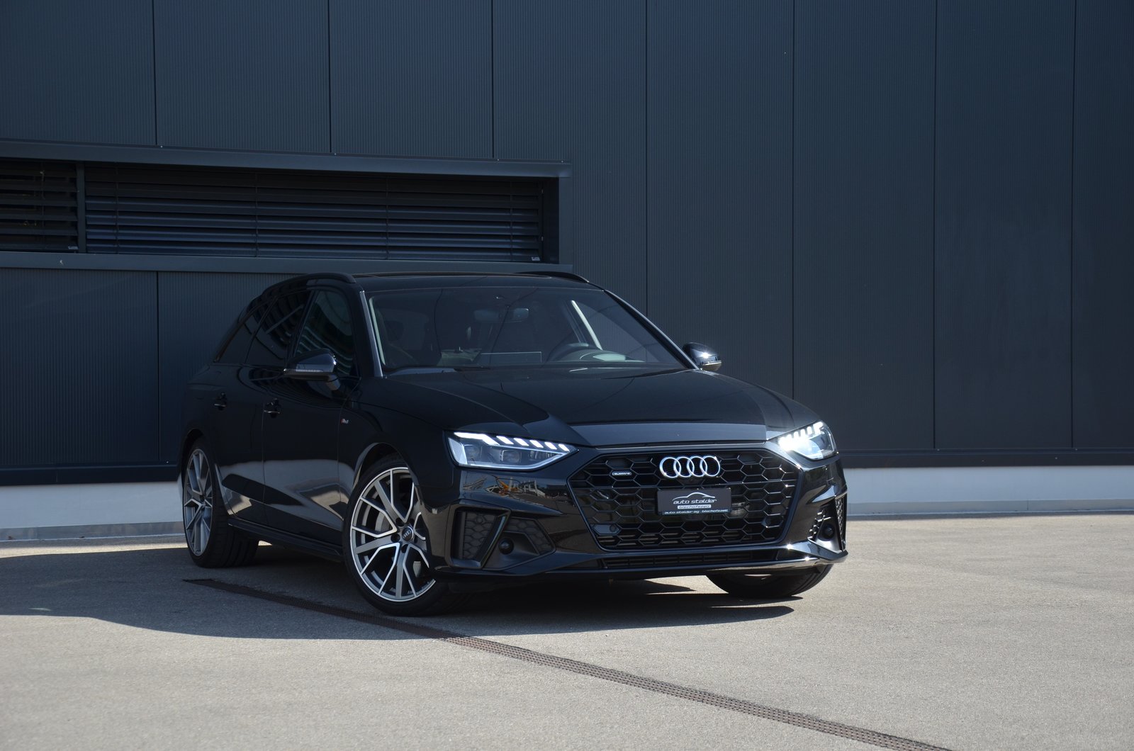 AUDI A4 Avant 45 TFSI S line S-tronic quattro, Benzin, Occasion / Gebraucht, Automatik - 5